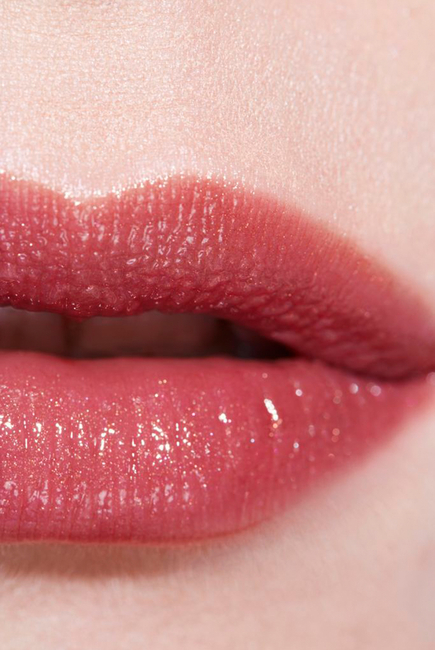 chanel mood lipstick