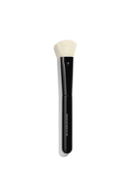 TOUCH-UP FACE BRUSH N°104 Cream And Powder Foundation Brush