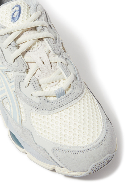 Unisex Gel Platinum Sneakers