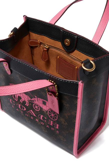 Field Tote 22 in Horse & Carriage Print Canvas