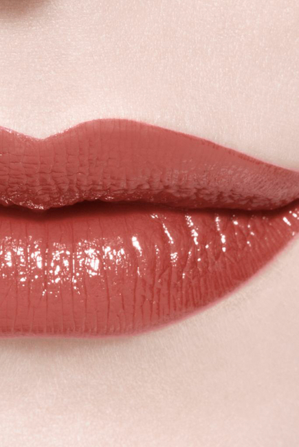 ROUGE COCO BLOOM Hydrating And Plumping Lipstick. Intense, Long-Lasting Colour And Shine