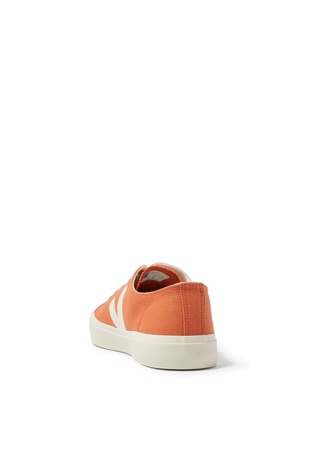 Watta II Low Top Sneakers