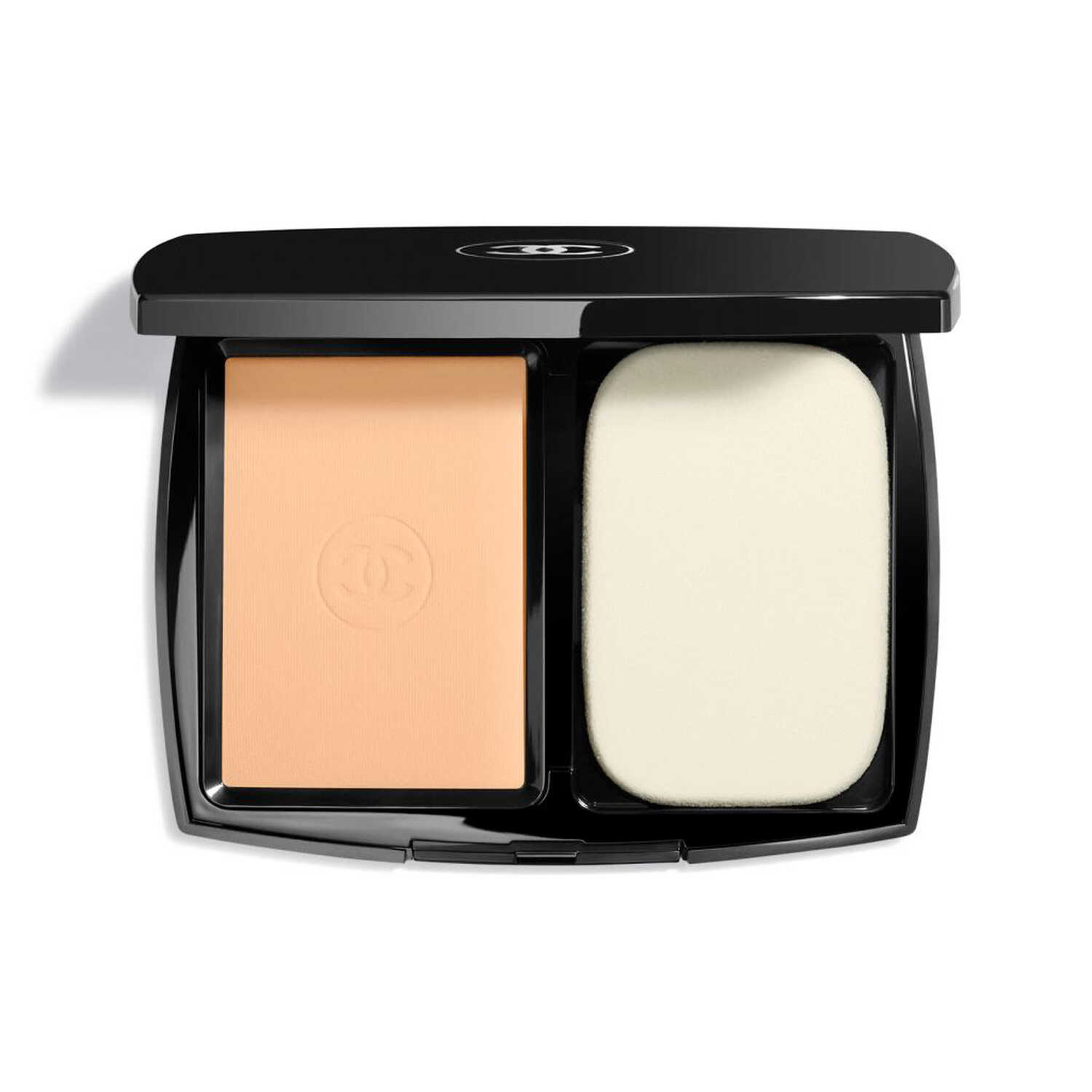 Chanel Ultra Le Teint Ultrawear – All–Day Comfort Flawless Finish Compact Foundation
