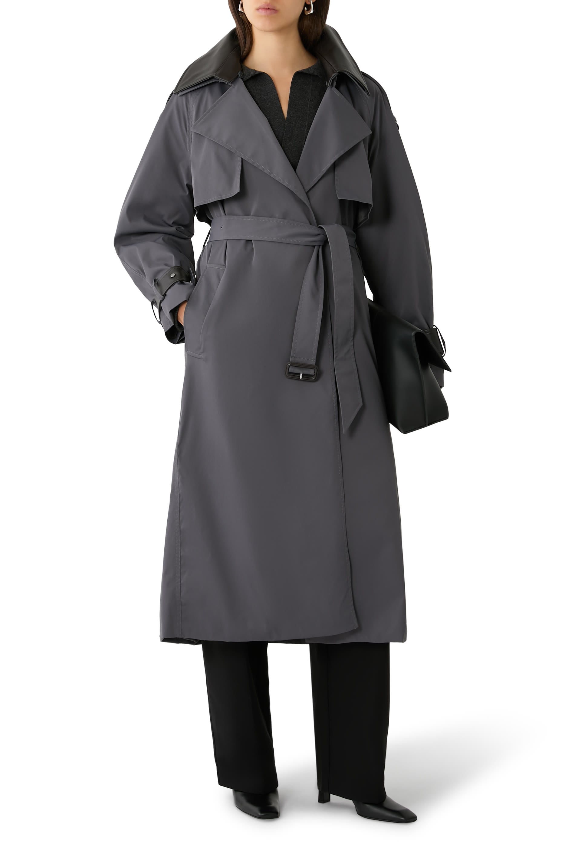 Passage Wide Sleeve Trench 