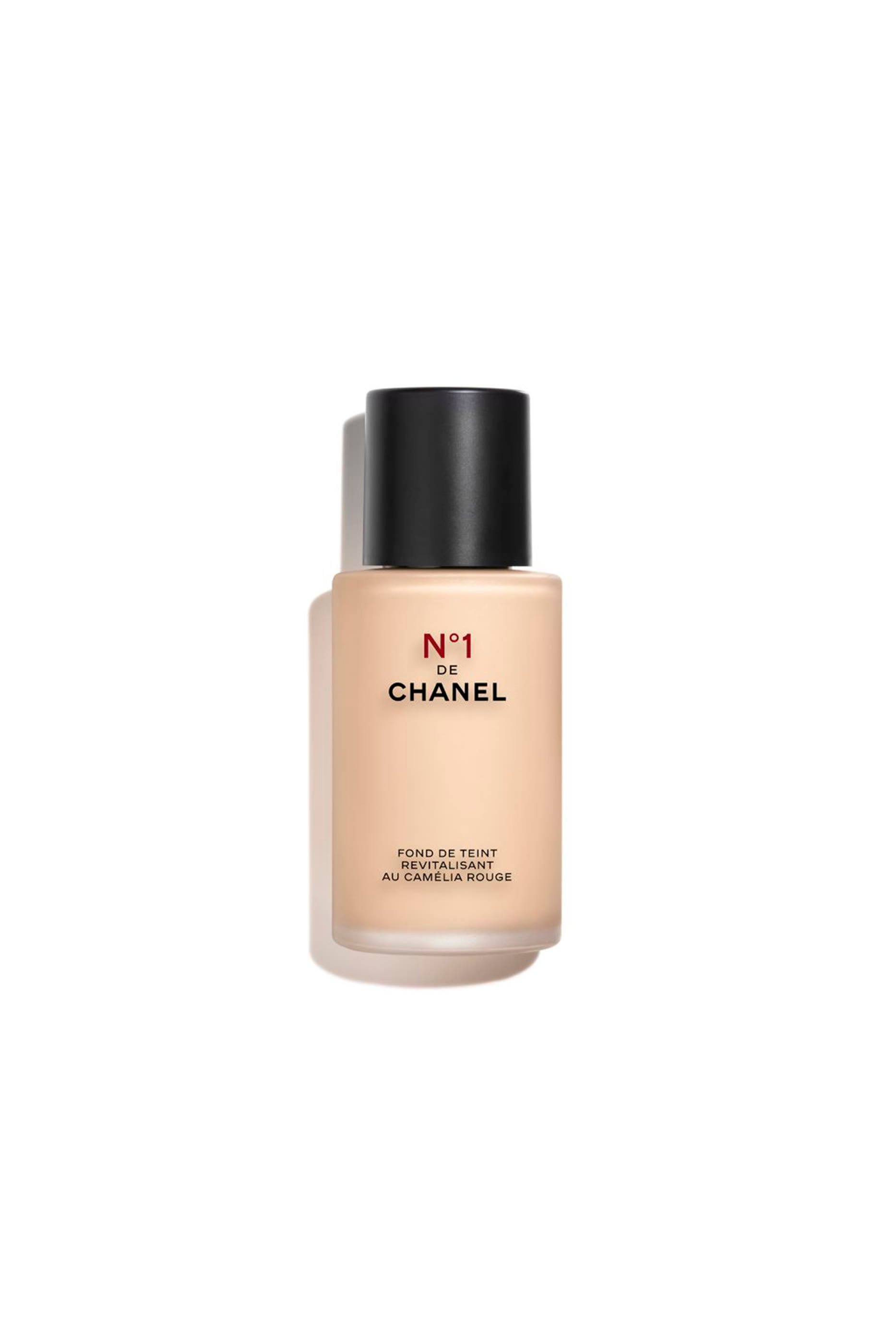 N°1 DE CHANEL REVITALISING FOUNDATION Illuminates - Hydrates - Protects