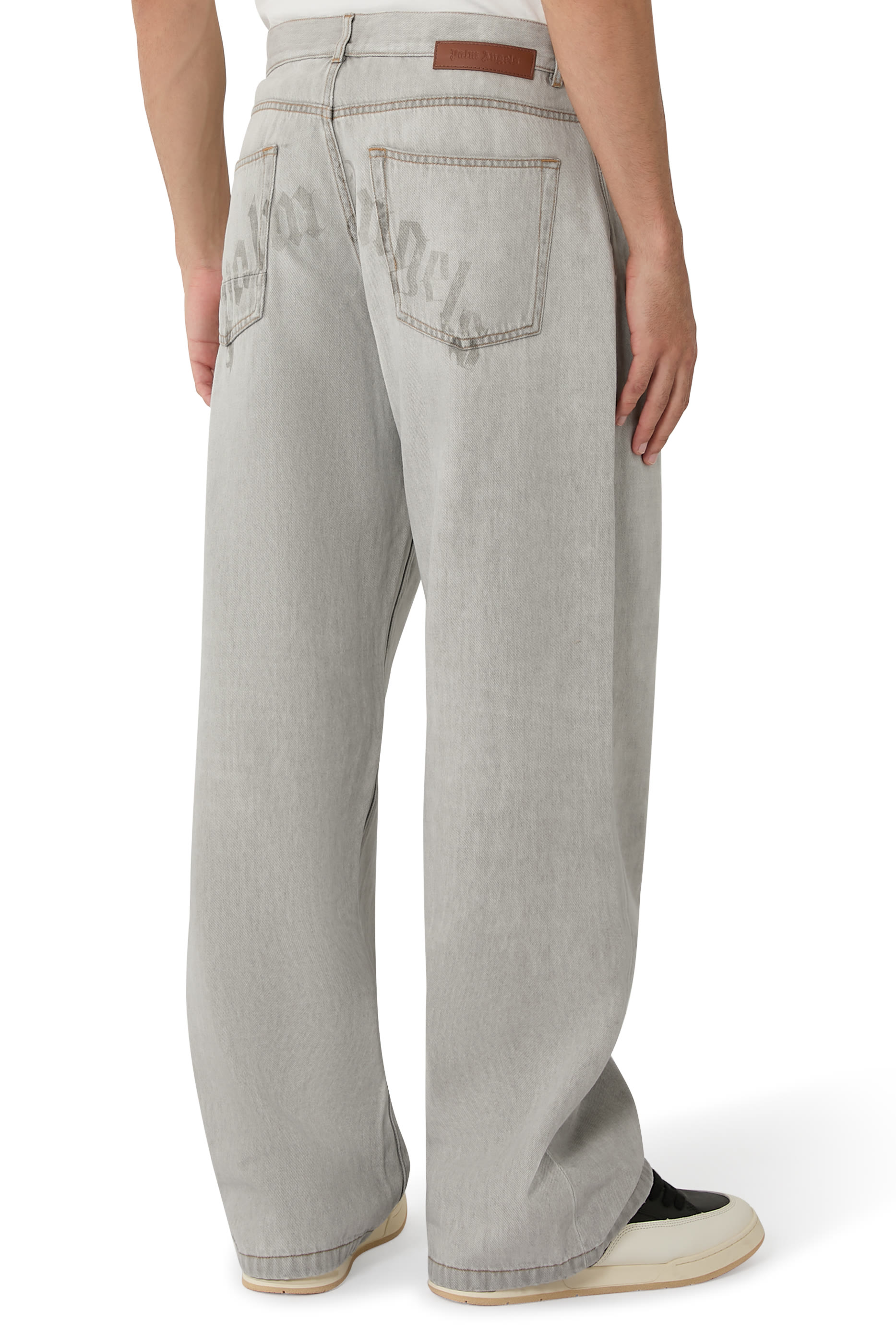 Curved Logo Loose Denim Pants