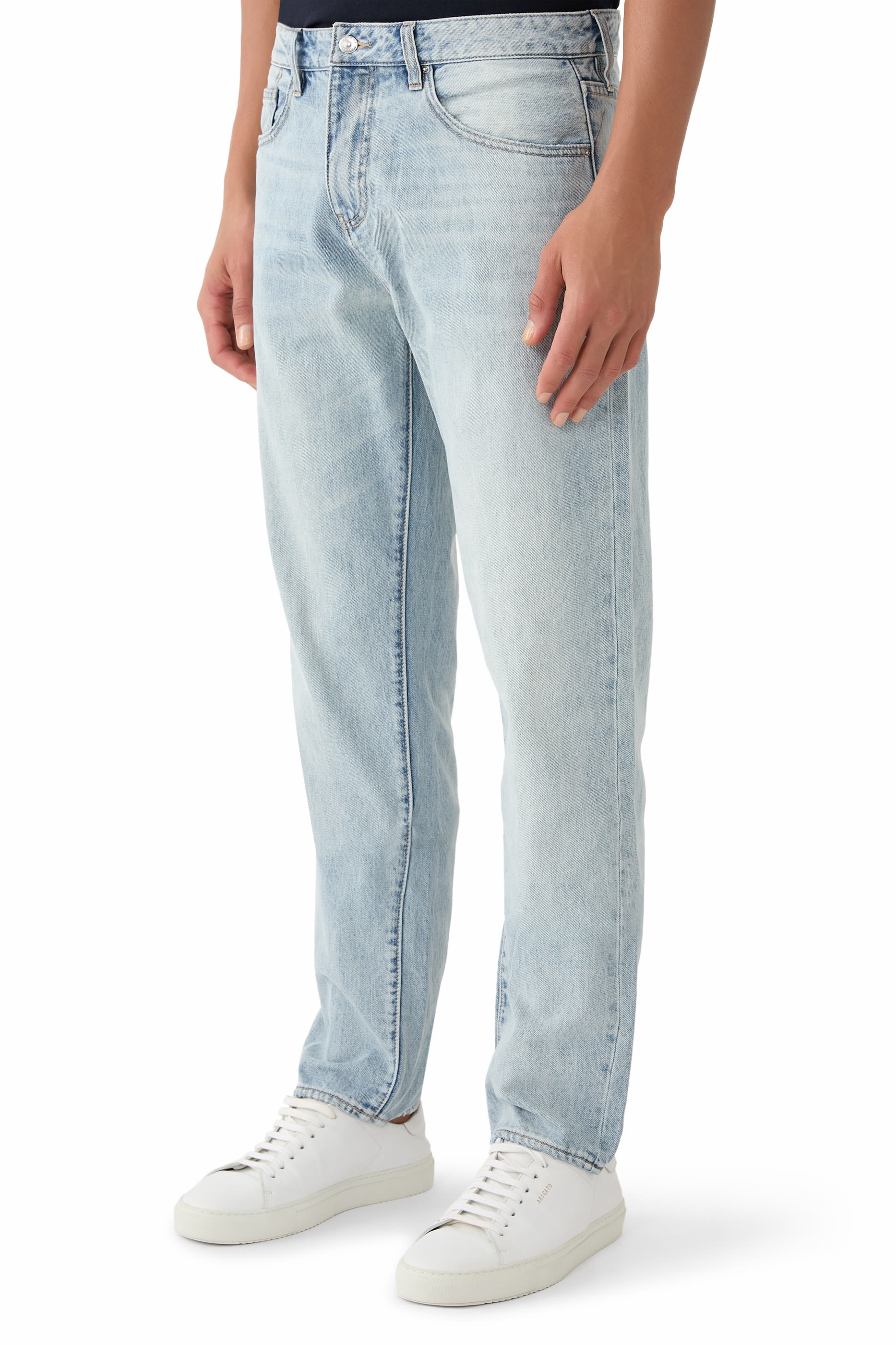  Slim-Fit Jeans