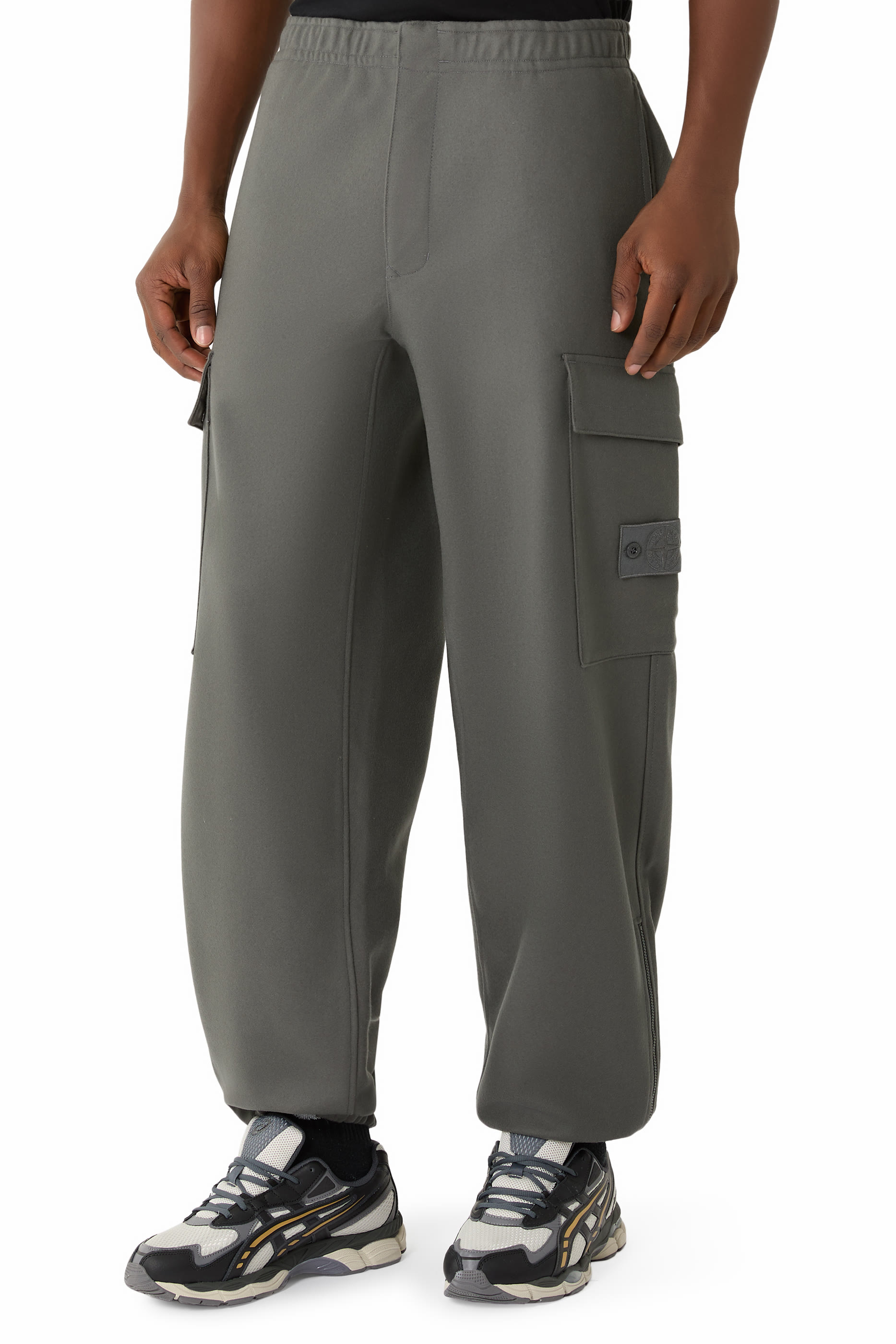 Loose-Fit Cargo Trousers