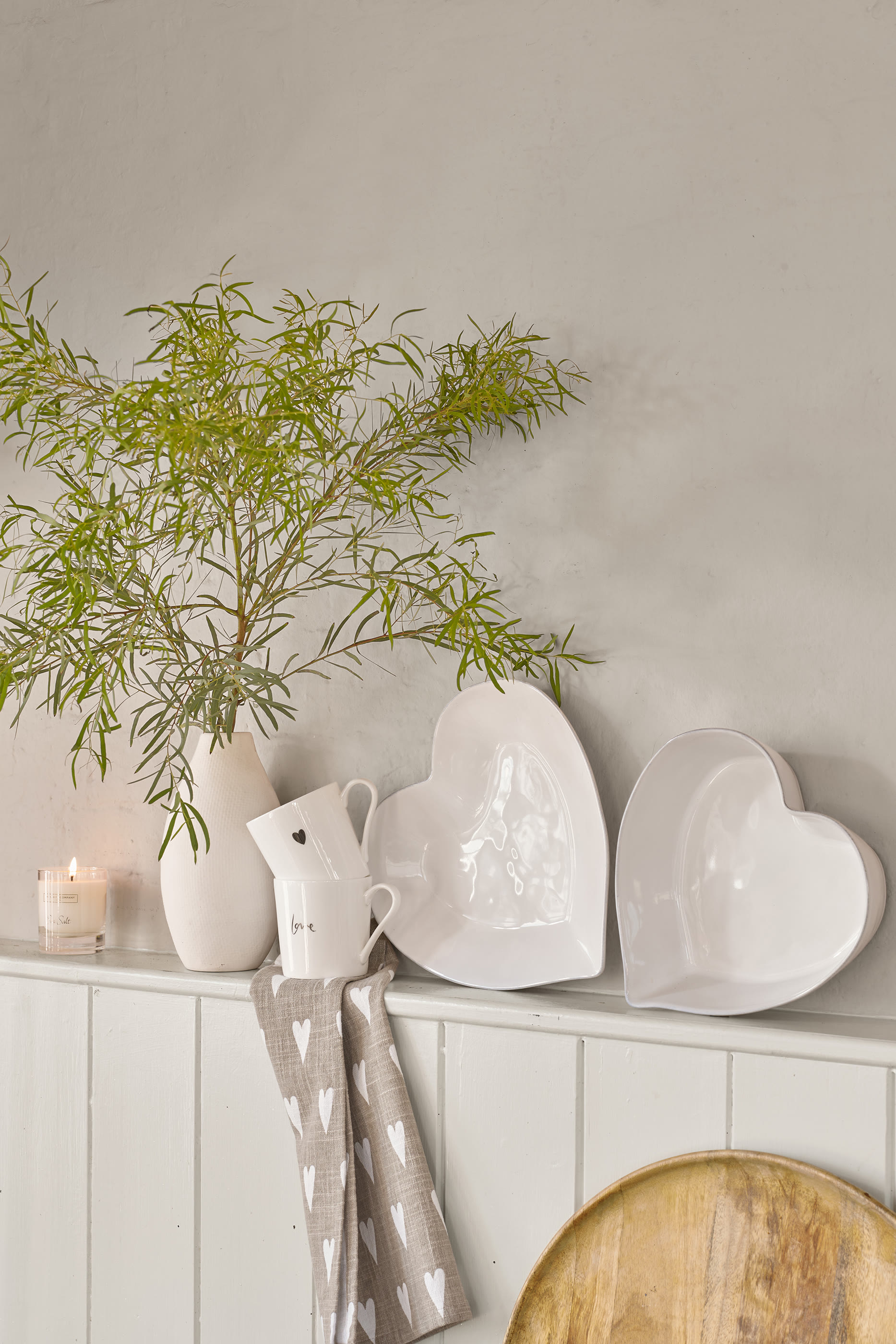 Porto Stoneware Large Heart Oven Dish