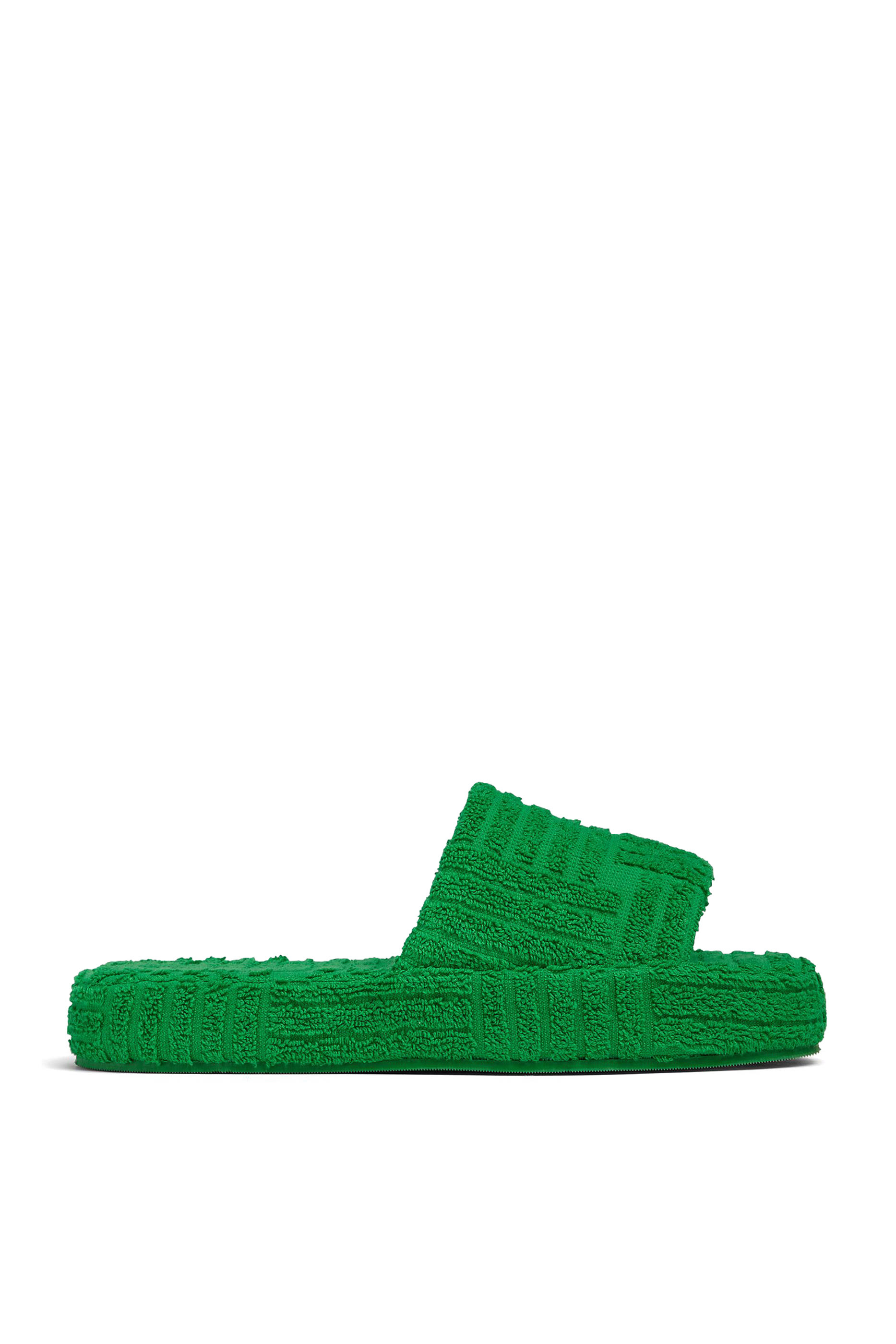 Resort Sponge Slides