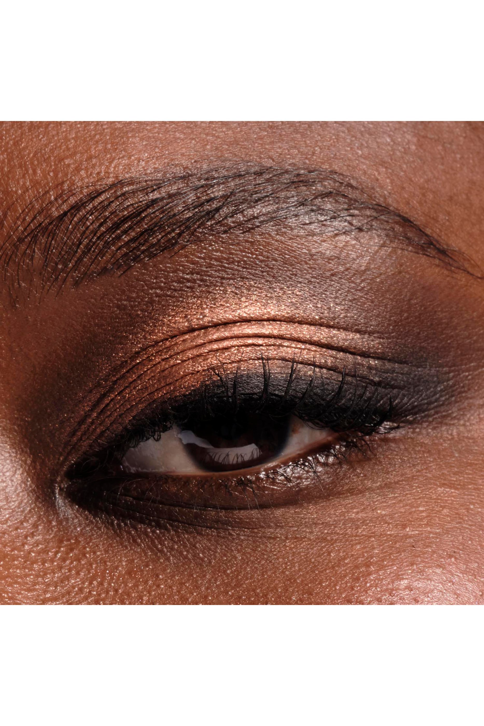 Eye Tint Long-Lasting Liquid Eyeshadow