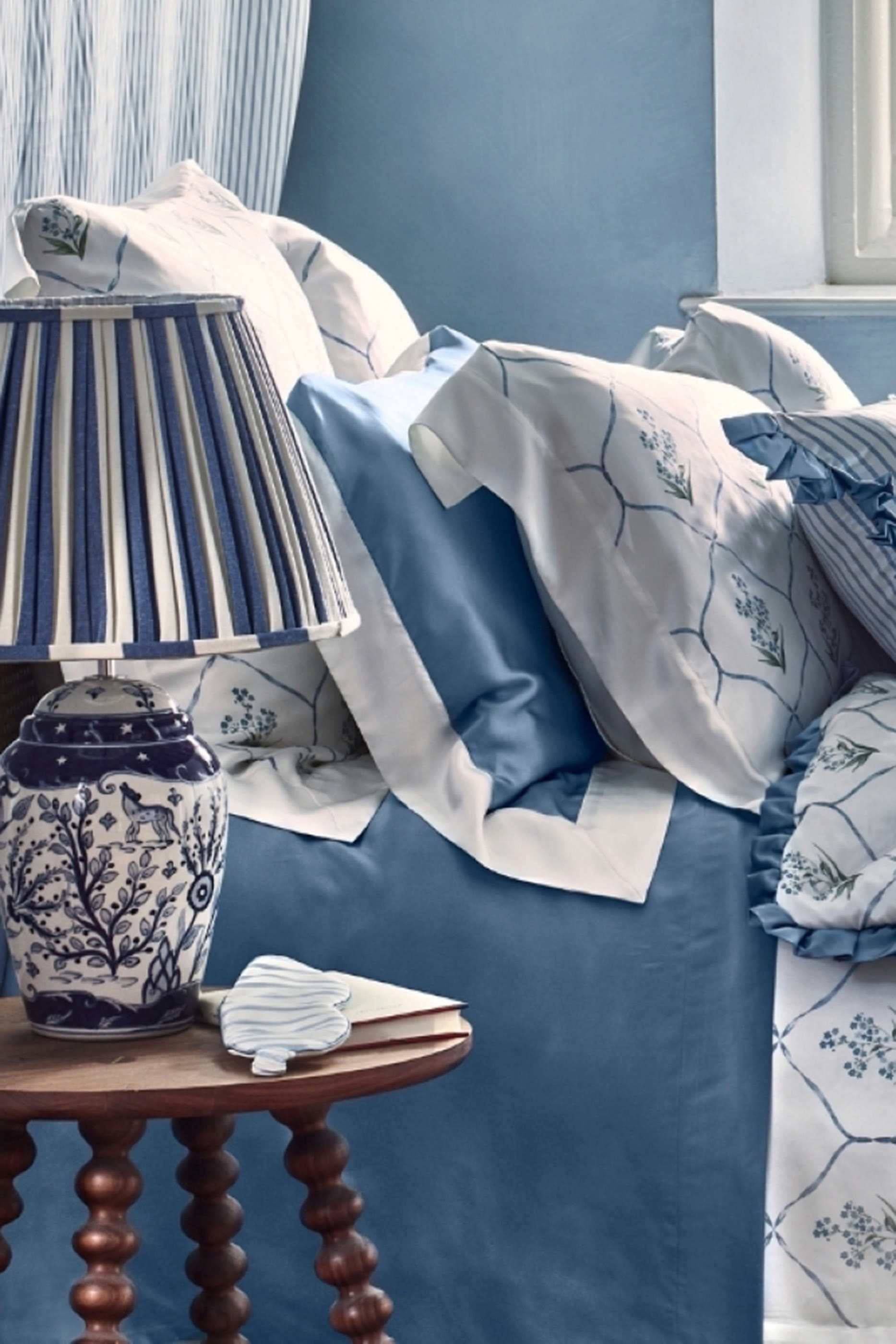 Silk Signature Pillowcase