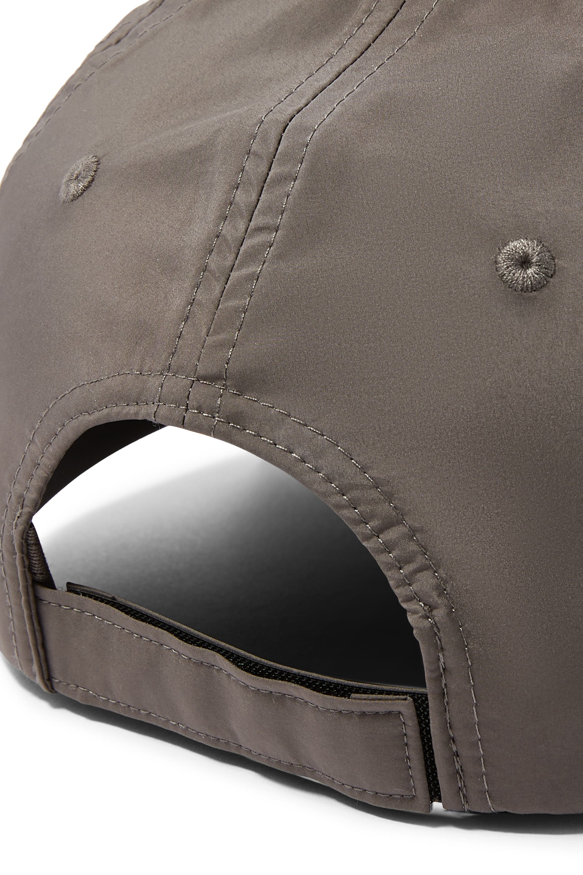 Travel Essentials Nylon Baseball Cap 