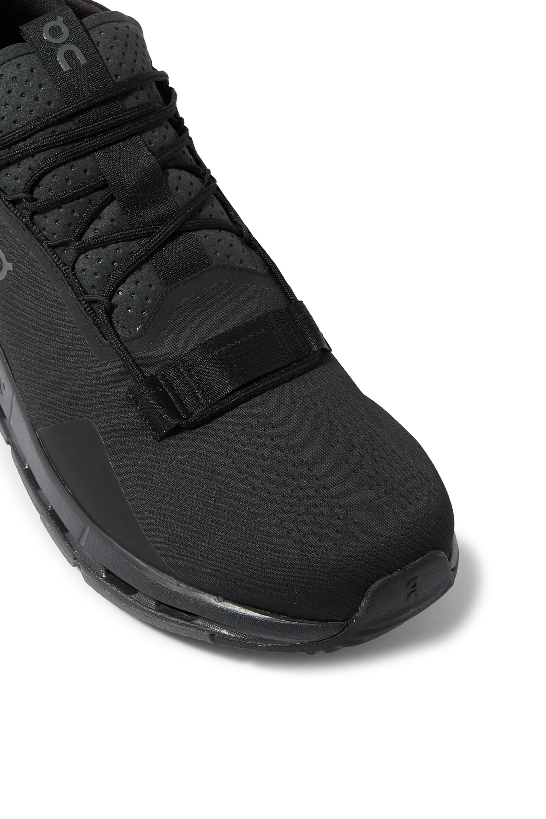Cloudnova 2 Sneakers