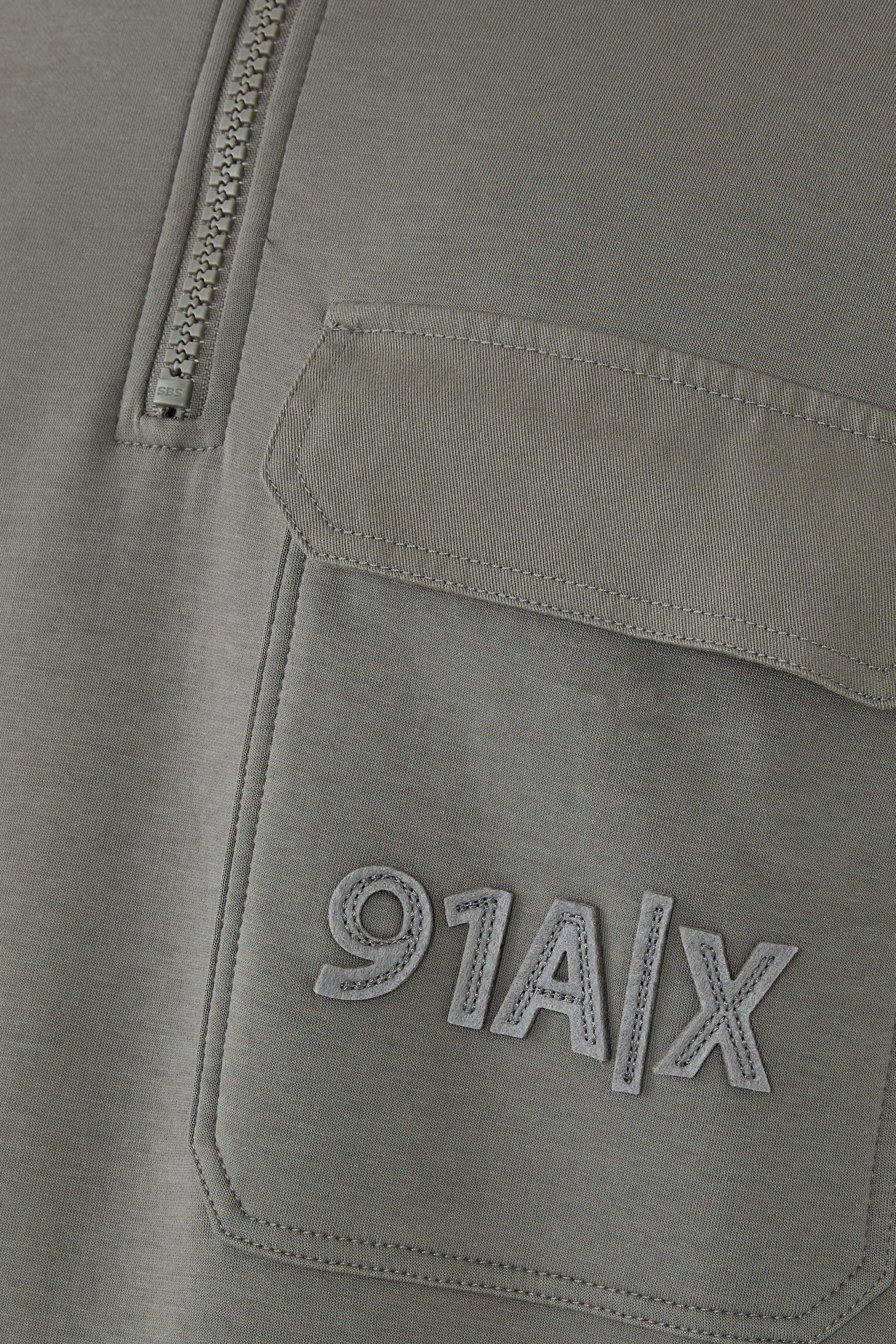 Ninety-One Logo High-Neck Half-Zip Sweatshirt