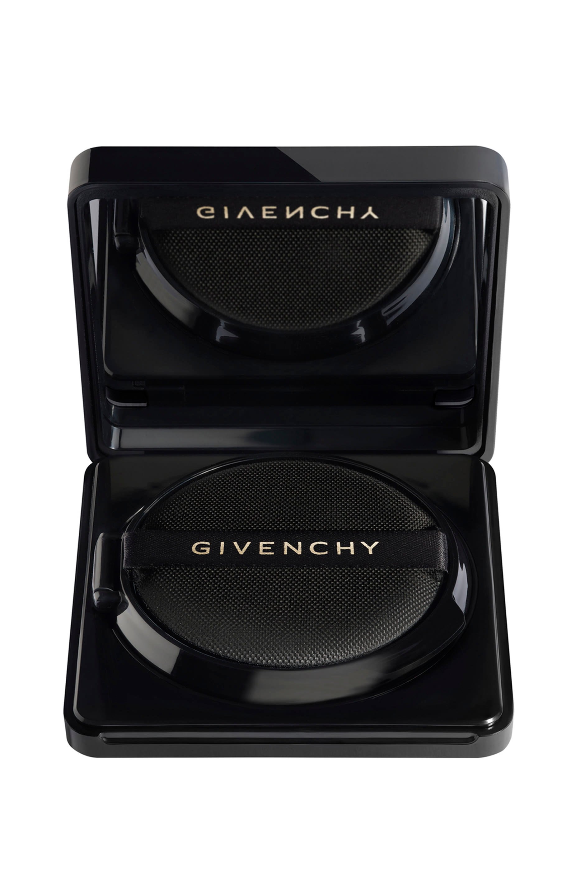 Le Soin Noir Compact UV Protection SPF 40 PA +++