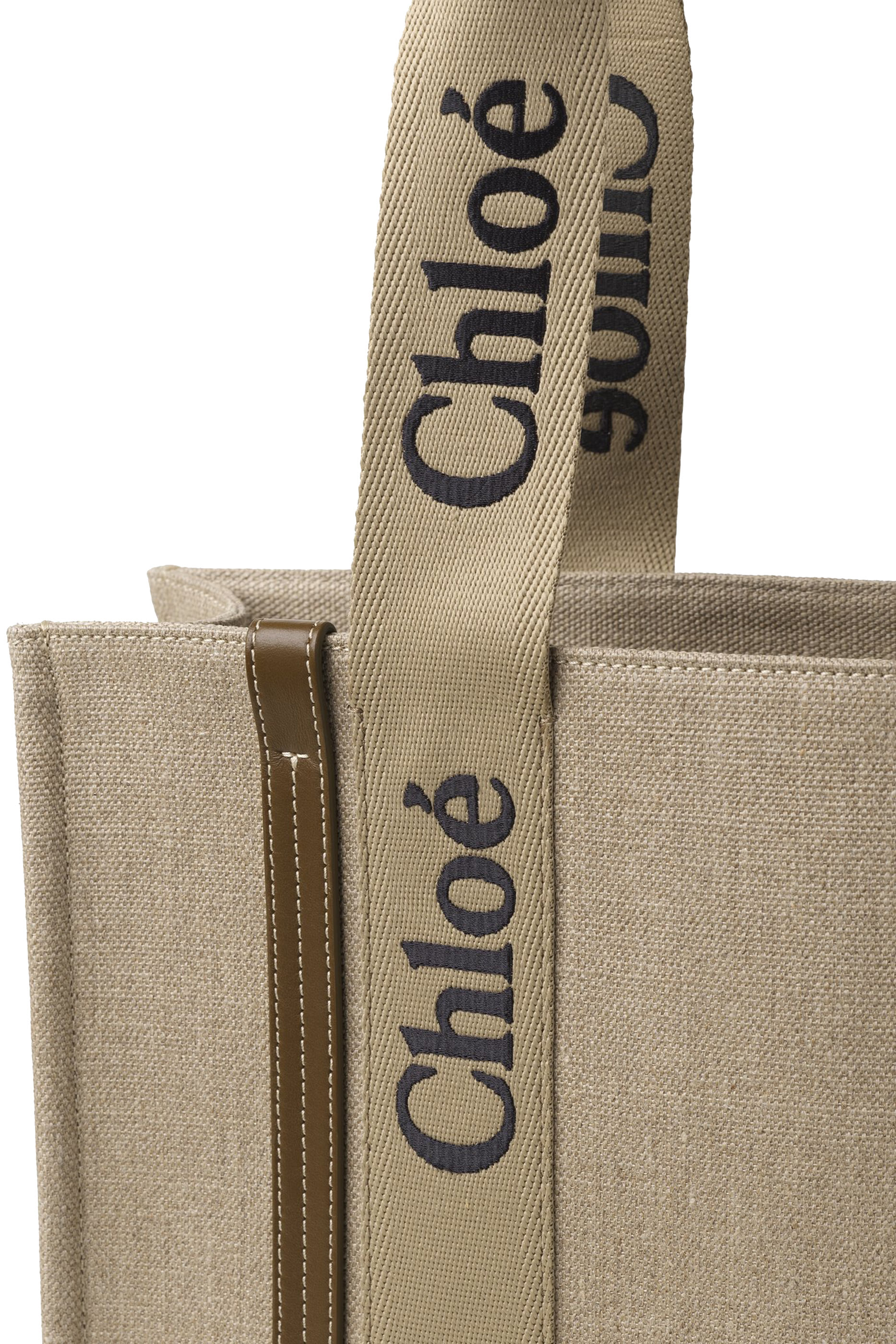 Woody Medium Tote Bag