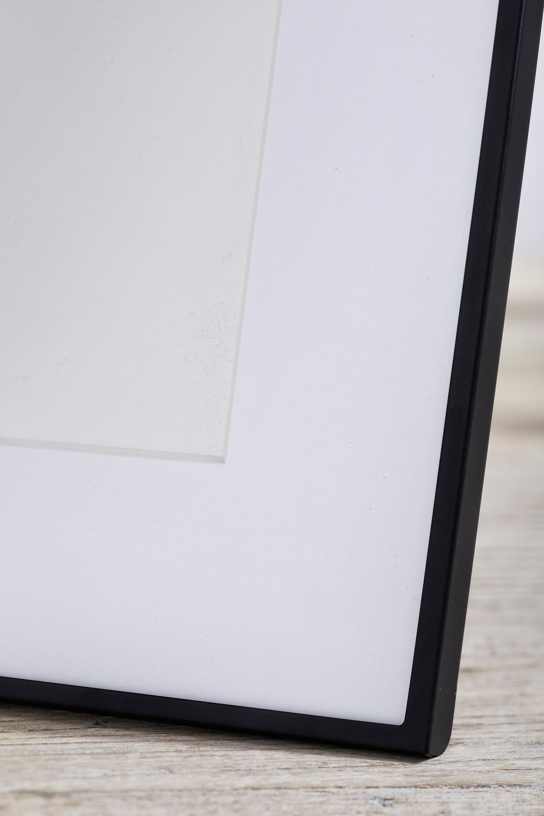 Fine Black Easel Frame