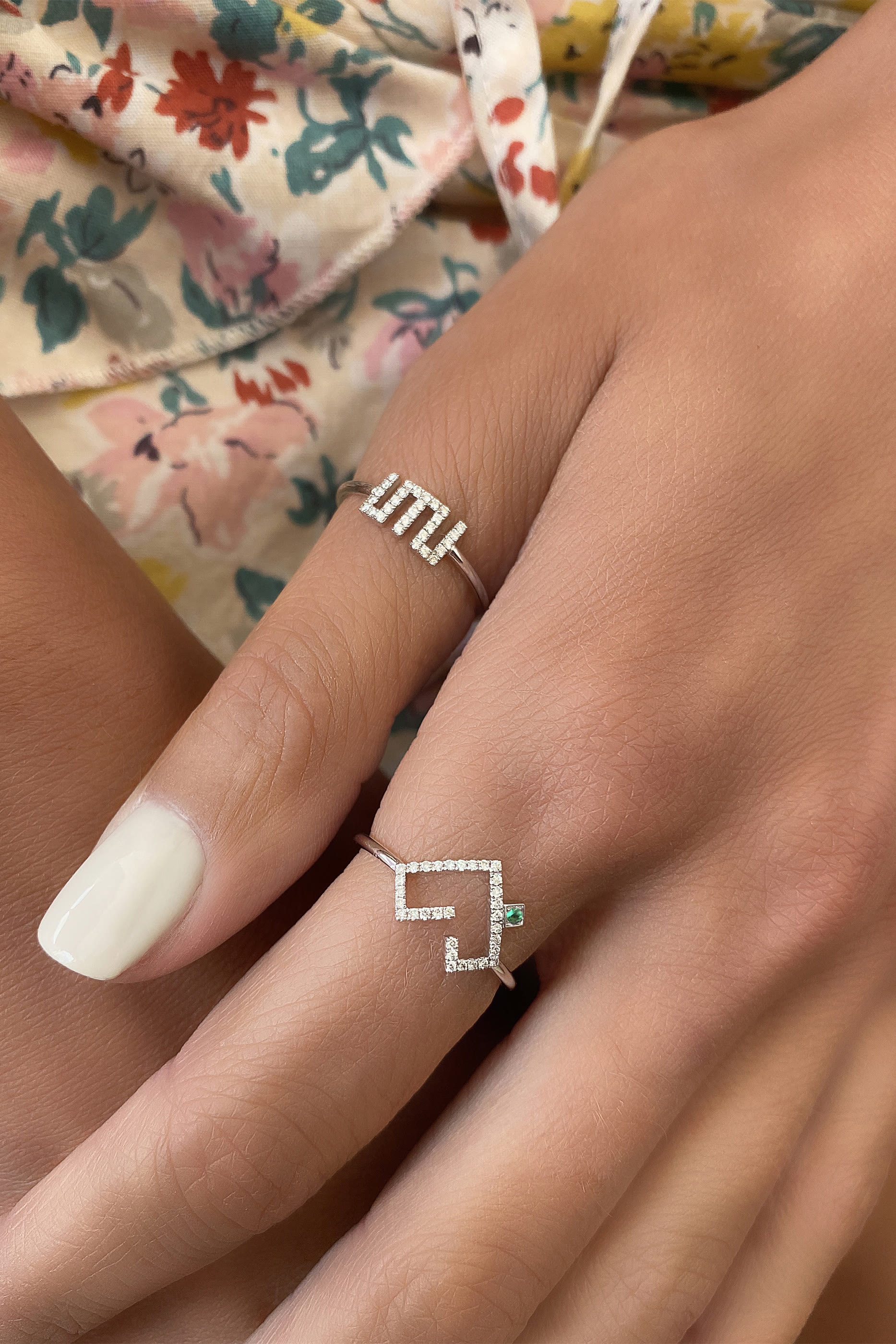 Hubb Ring, 18k White Gold with Diamonds & Emerald