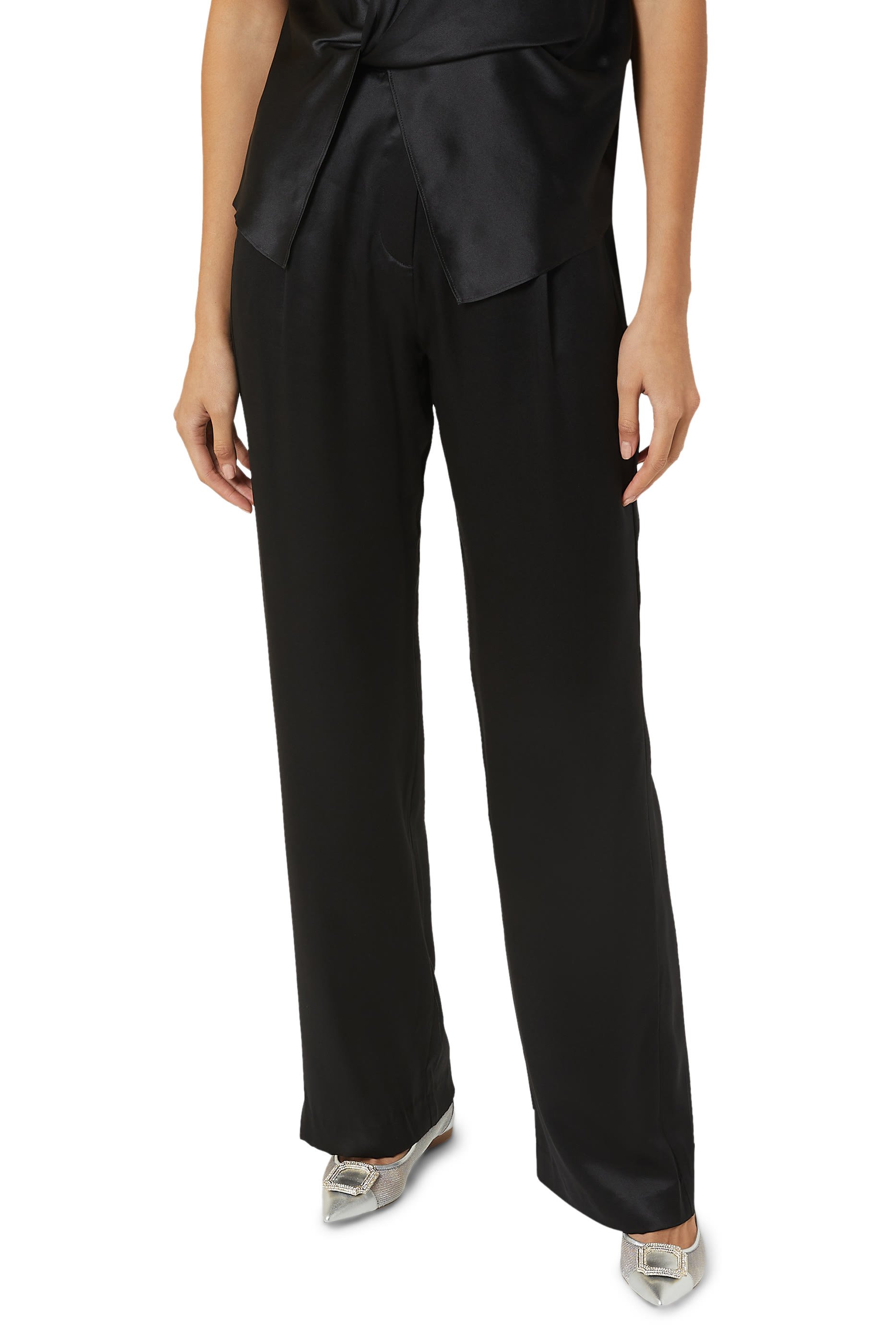 Pointed Toe Flat Pumps