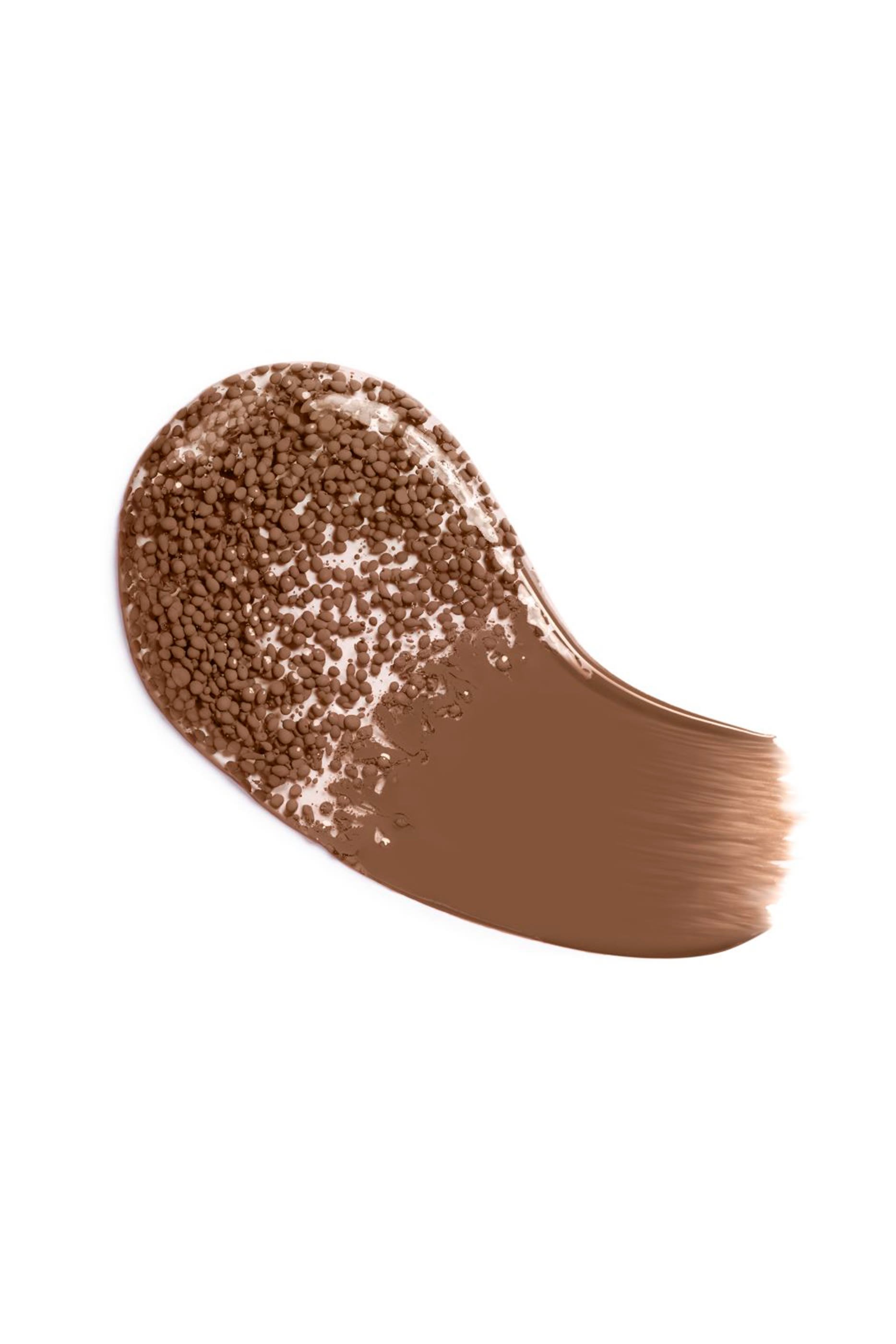 Les Beiges Touch Water-Fresh Complexion With Micro-Droplet Pigments
