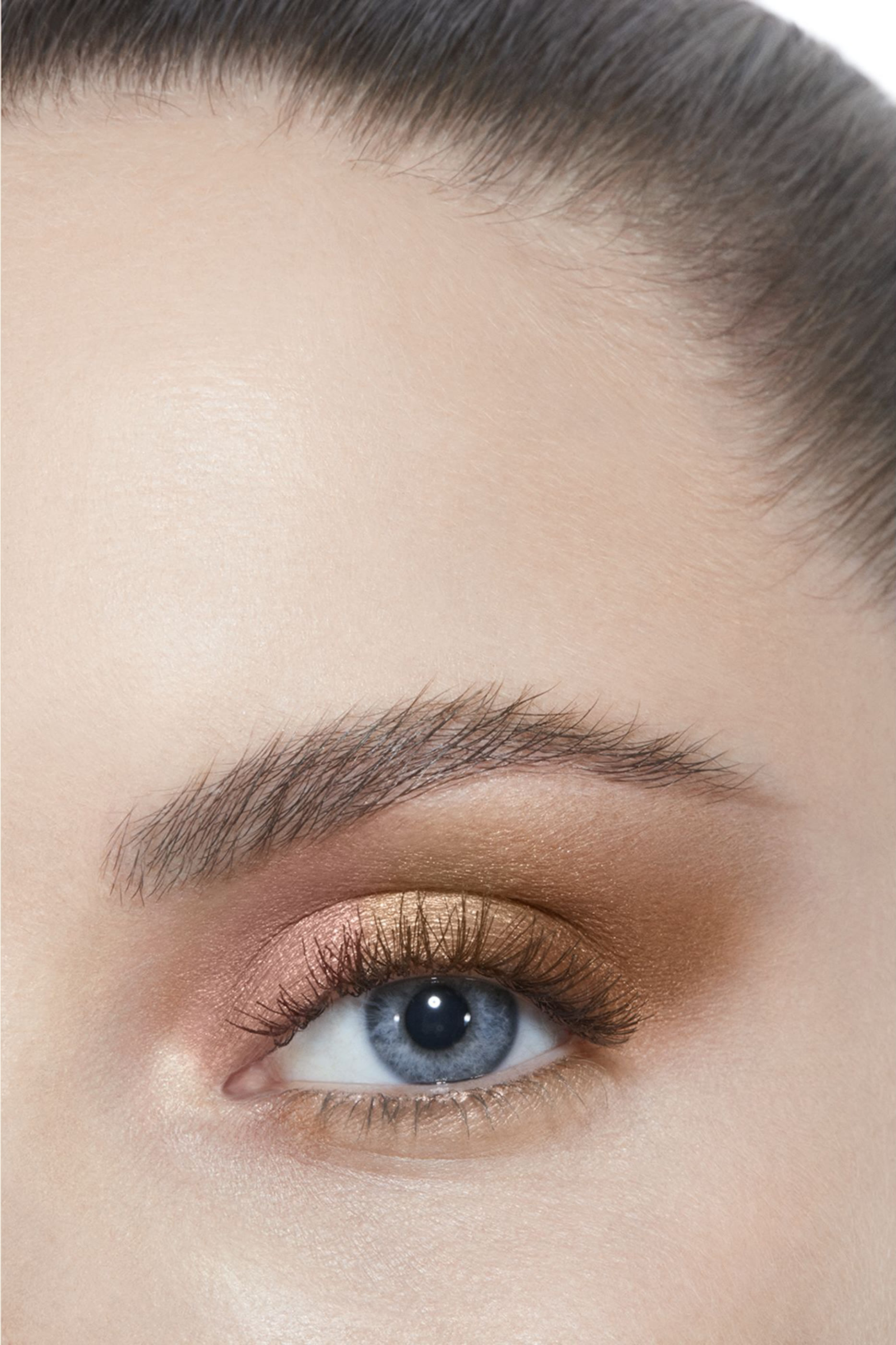 Chanel Jeux De Lumi&egrave;res Multi-Use Eyeshadow and Highlighter Palette