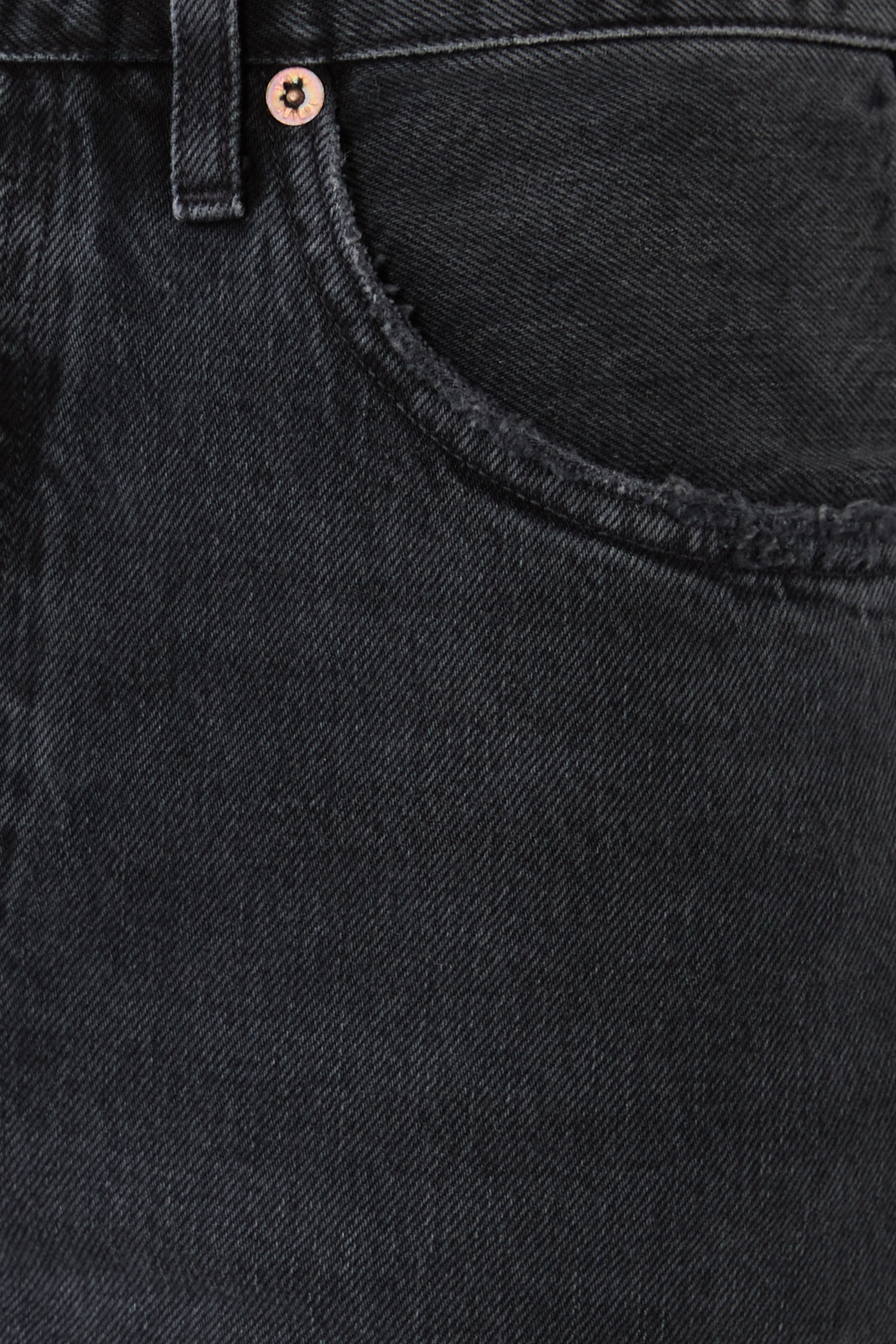  Low Slung Baggy Jeans 