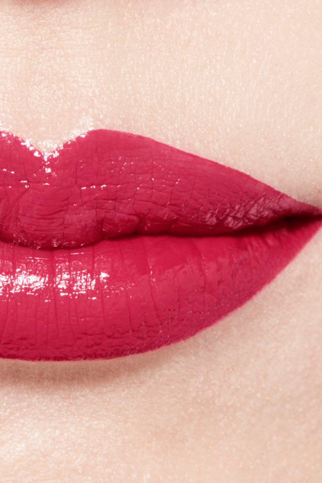 ROUGE COCO BLOOM Hydrating And Plumping Lipstick. Intense, Long-Lasting Colour And Shine