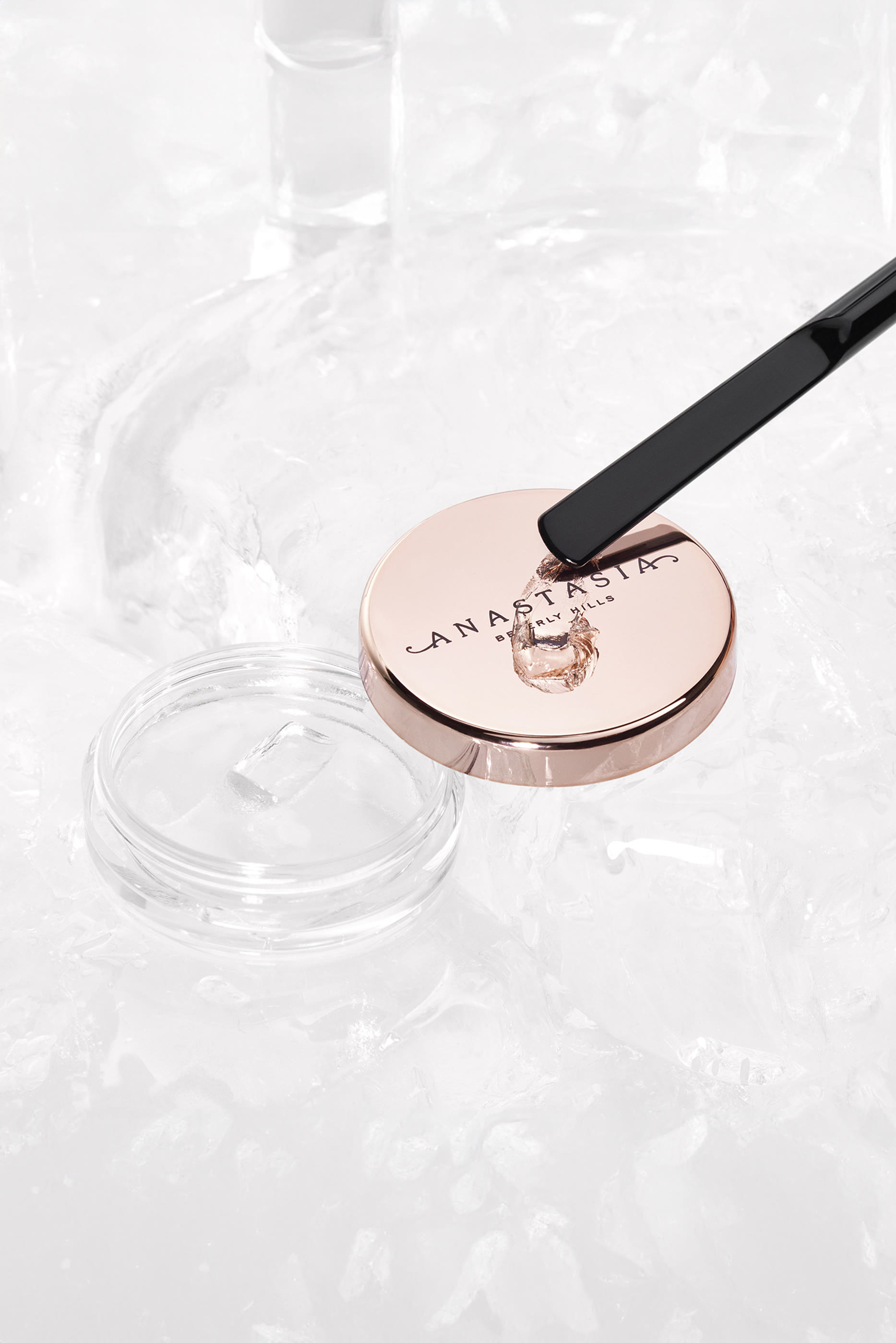 Brow Freeze Applicator