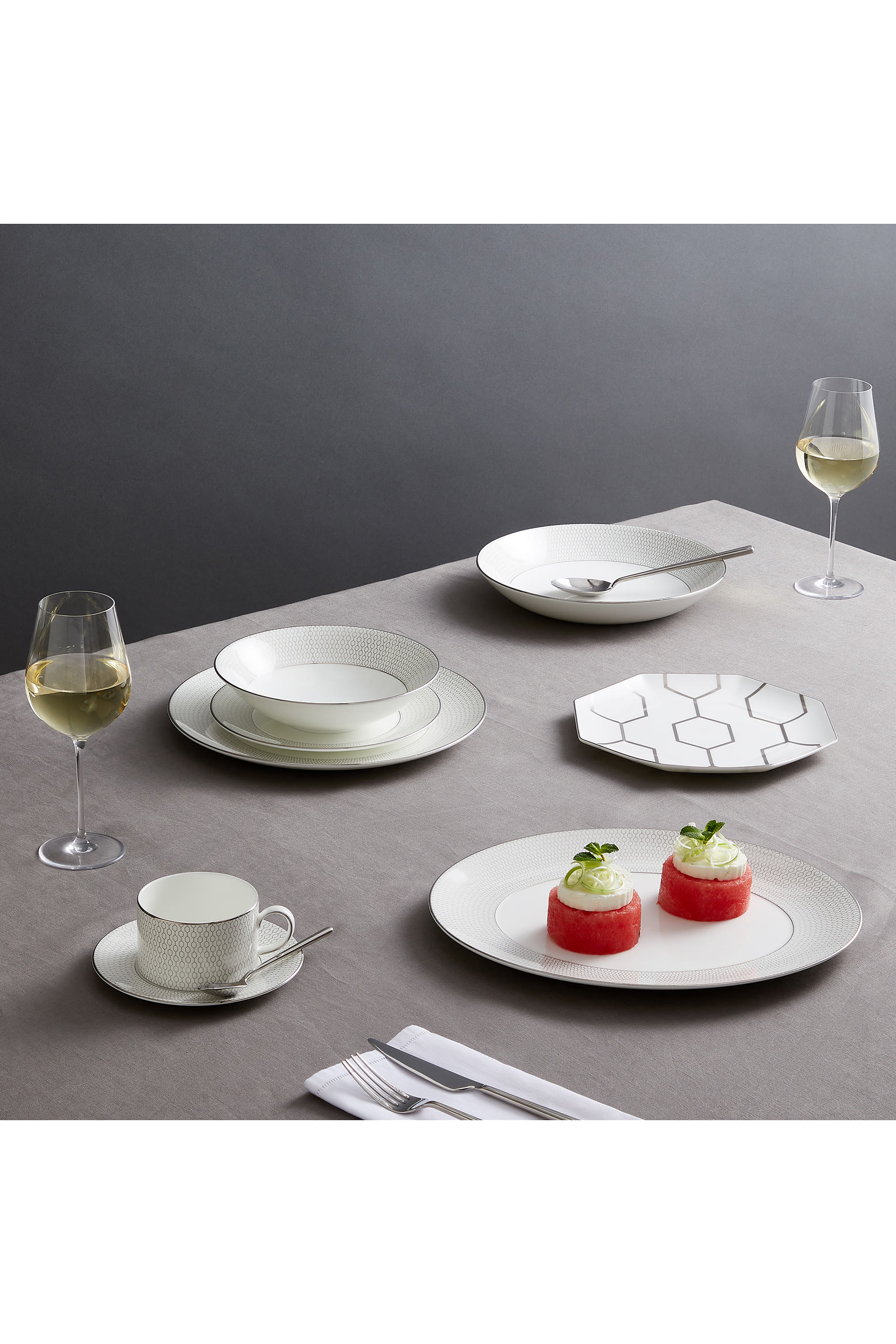 Gio Platinum Salad Plate