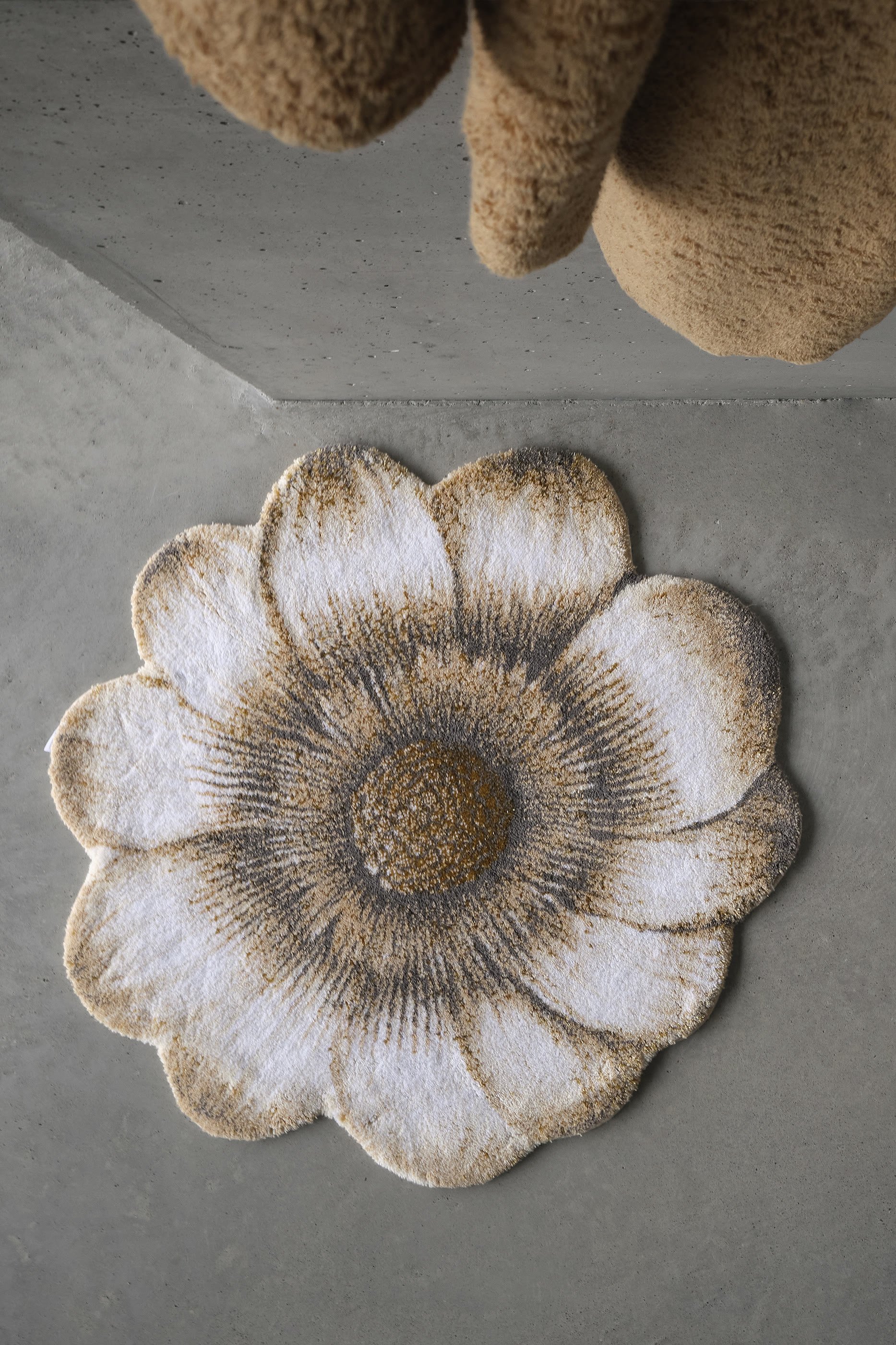Magnolia Bath Mat
