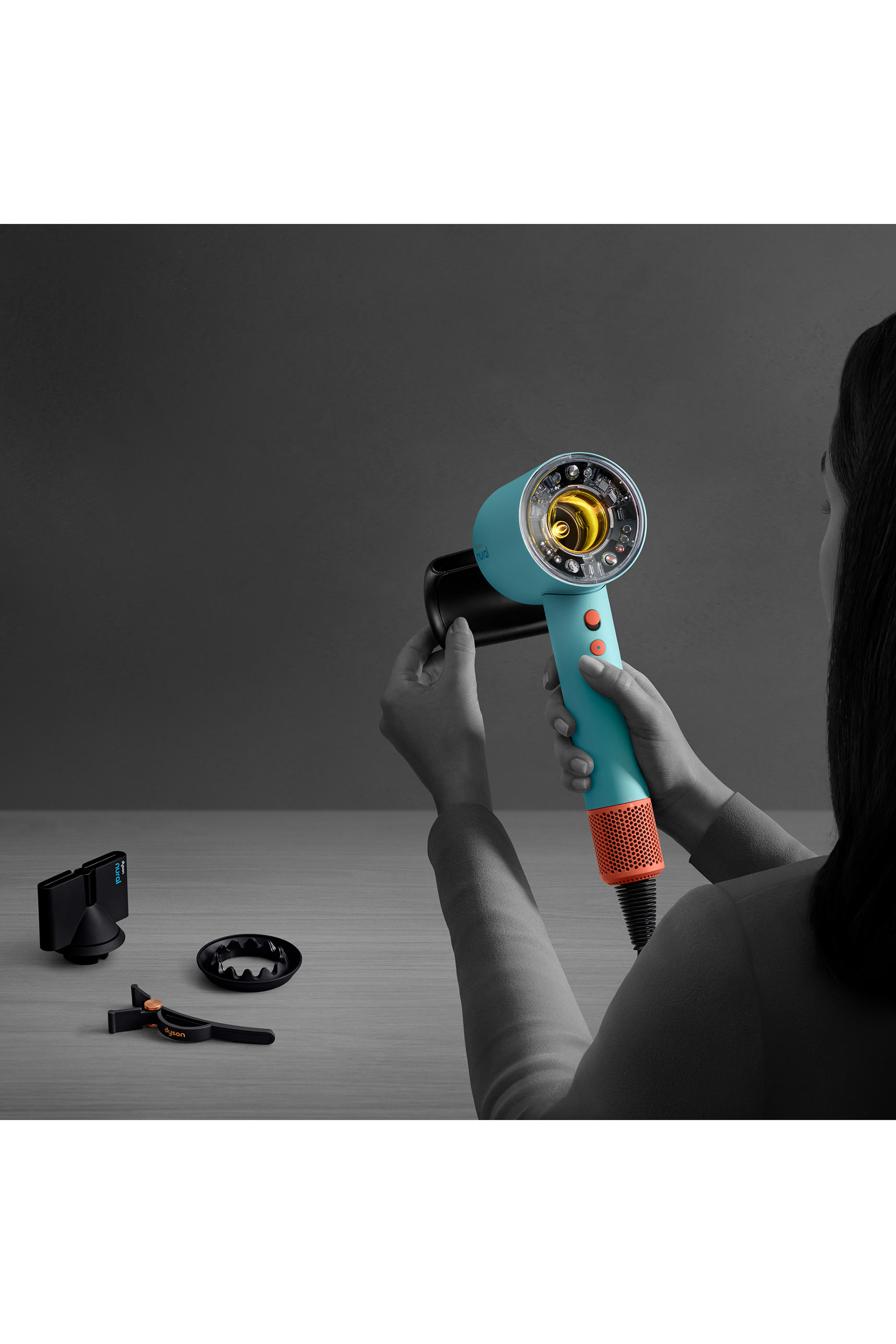 Supersonic Nural™ Hair Dryer (Ceramic Patina/Topaz)