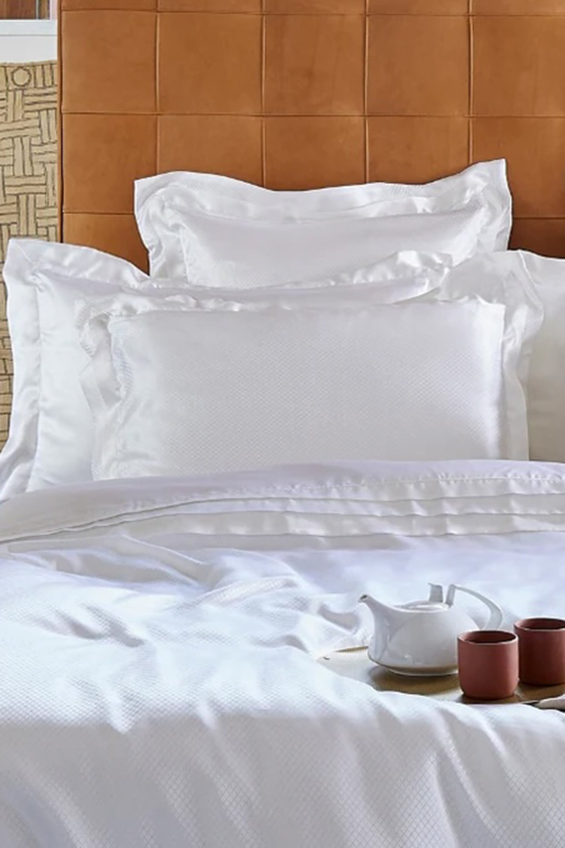 Eva Silk Pillow Case
