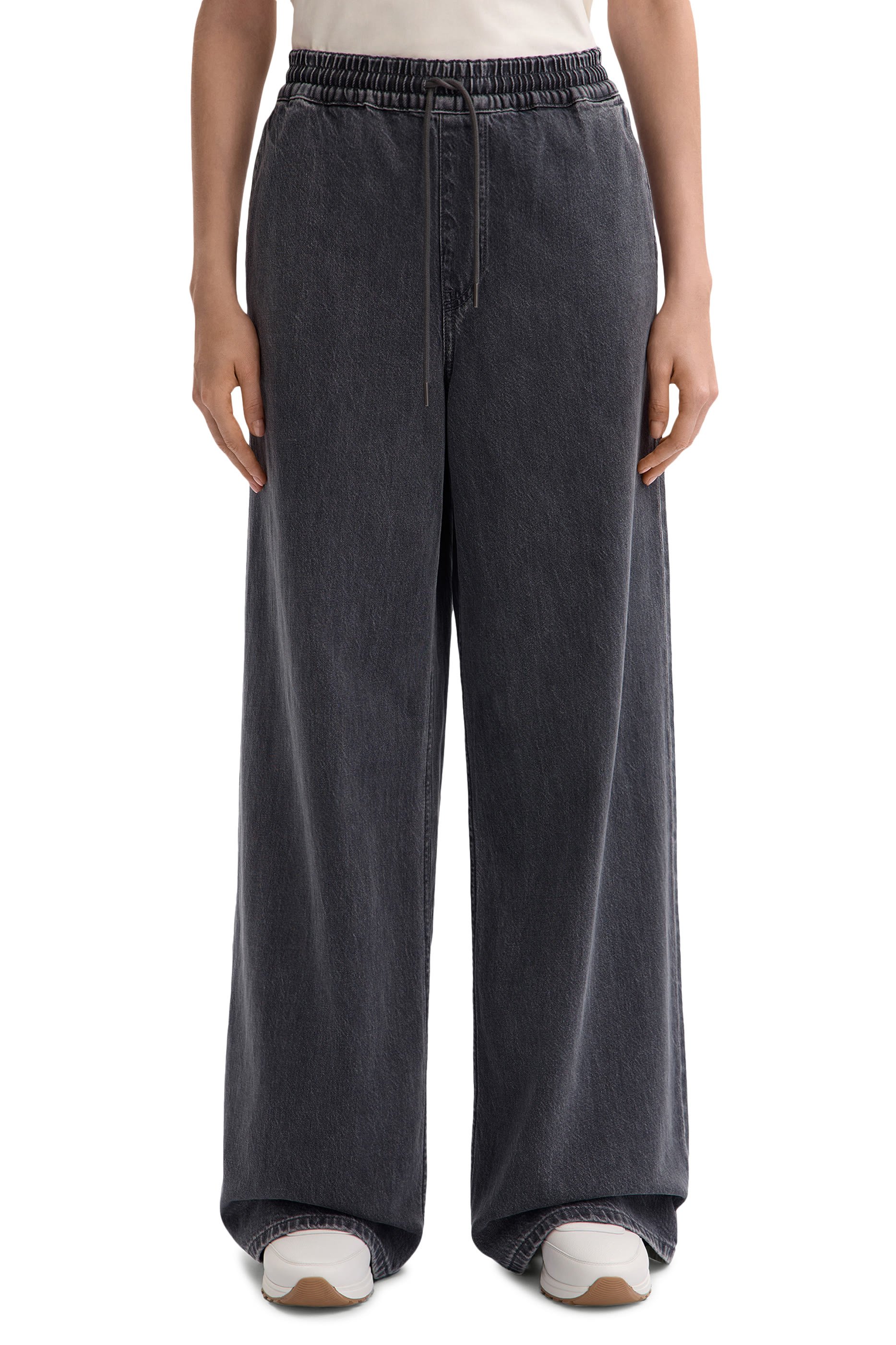 Relaxed Fit Jeans 521