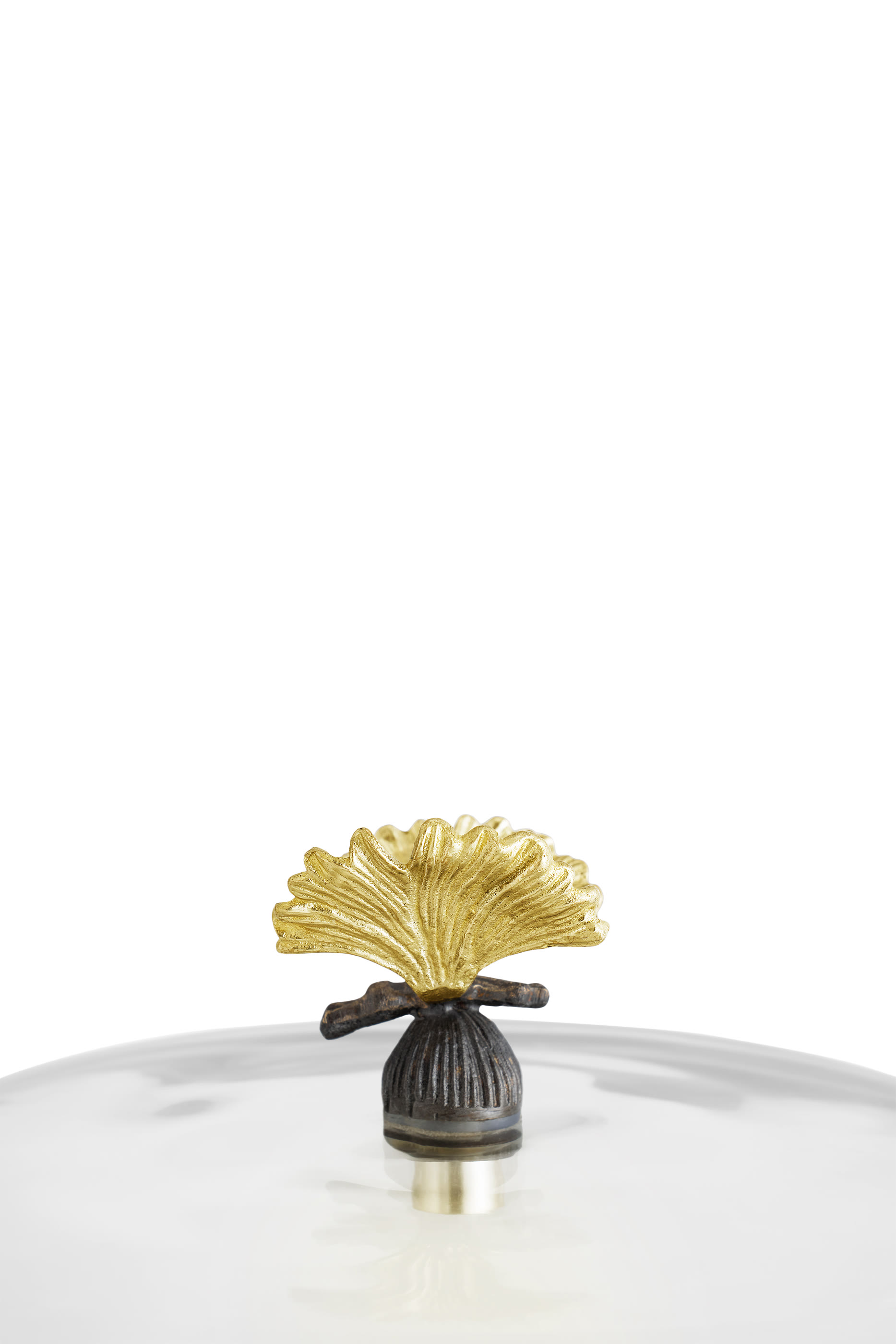 Butterfly Ginkgo Pastry Dish with Dome