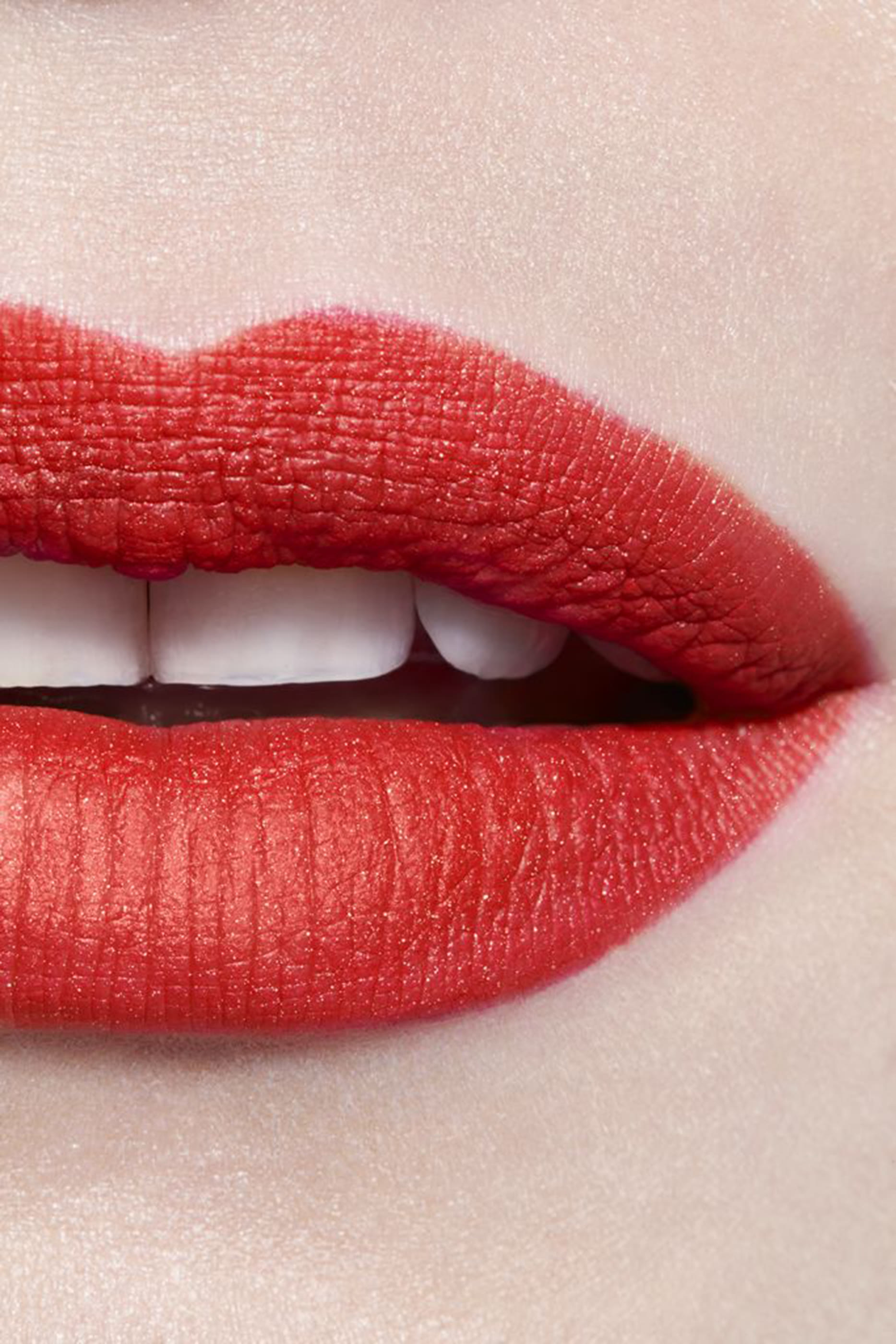 Rouge Allure Velvet Luminous Matte Lip Colour