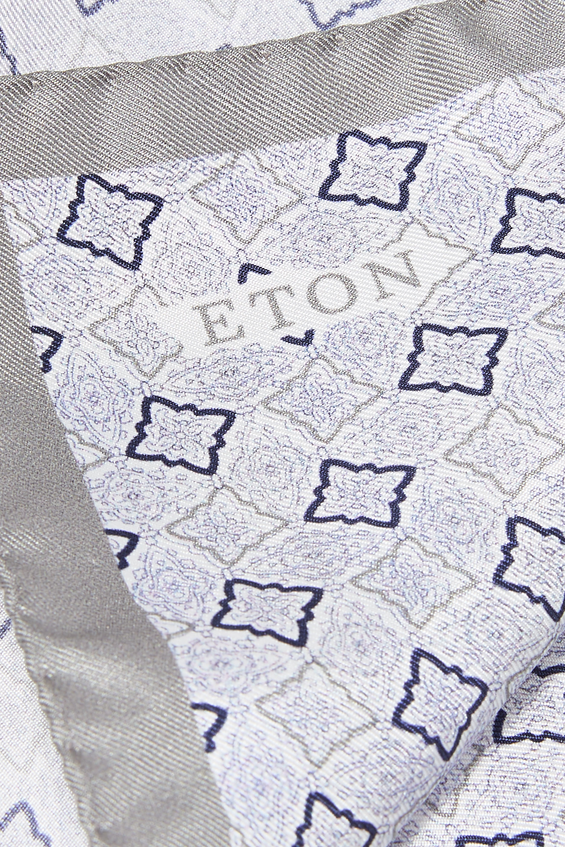Motif Silk Pocket Square