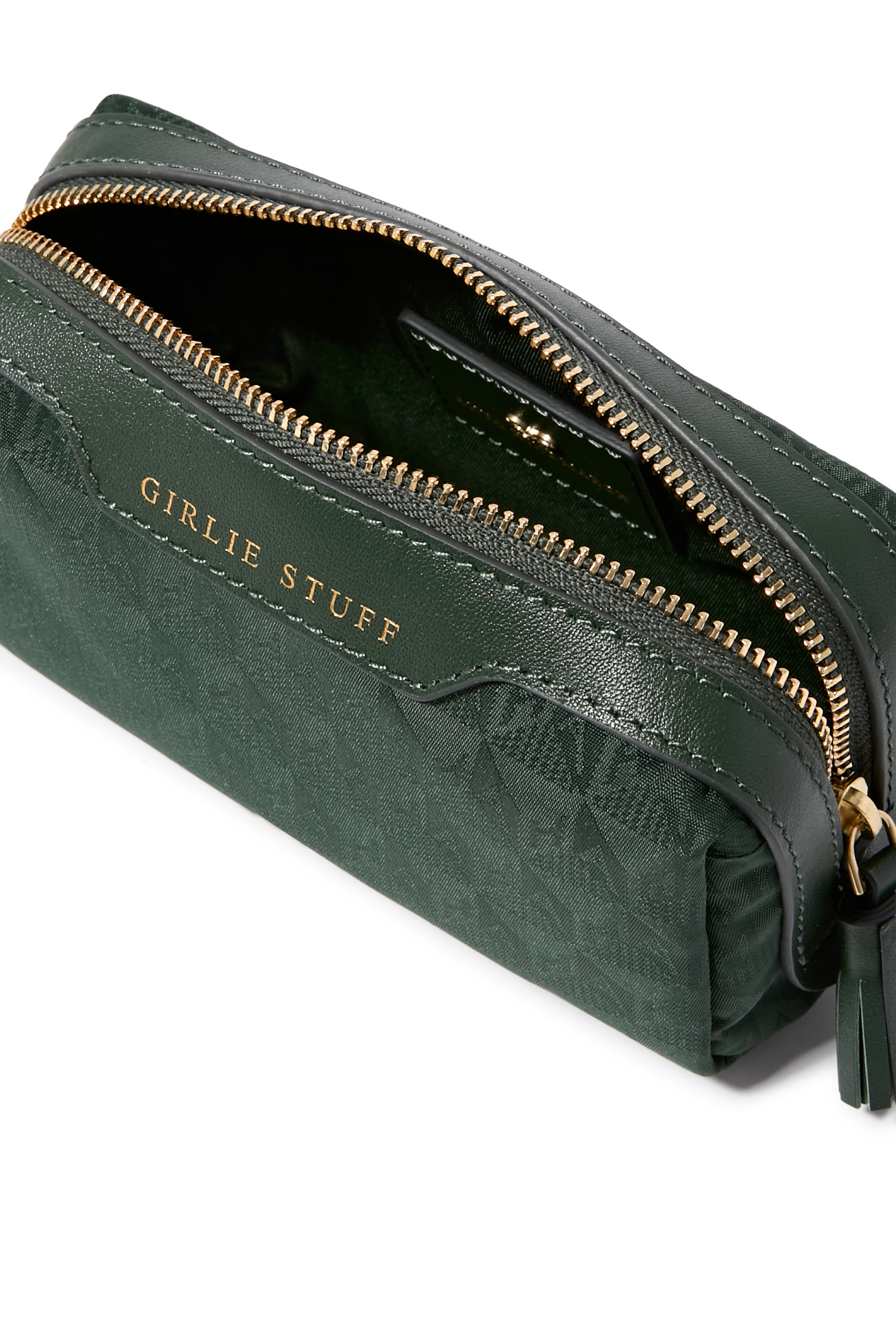 Logo Girlie Stuff Pouch