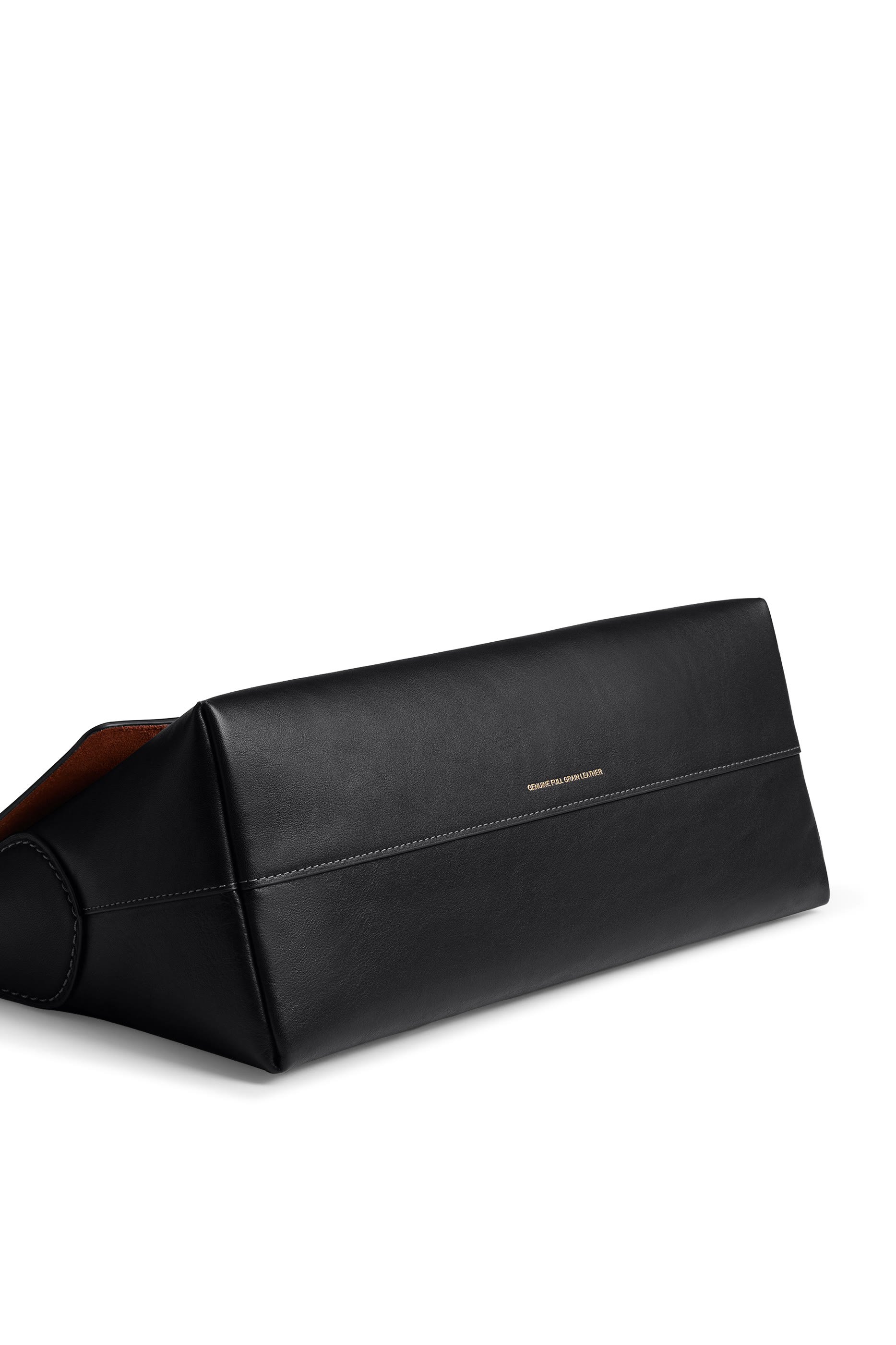 Chelsea 30 Shoulder Bag