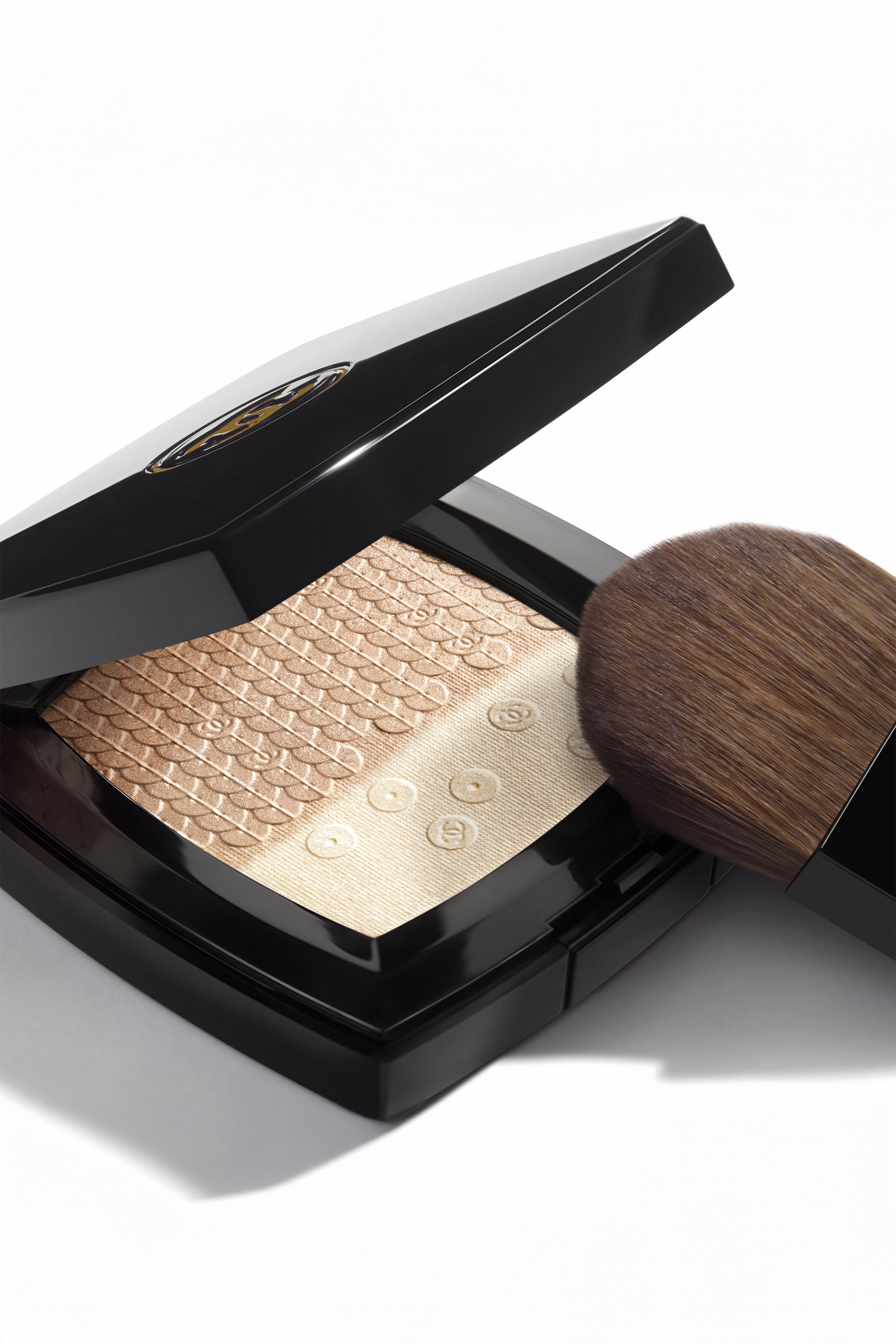 Duo Lumi&egrave;re Exclusive Creation Illuminating Powder Duo