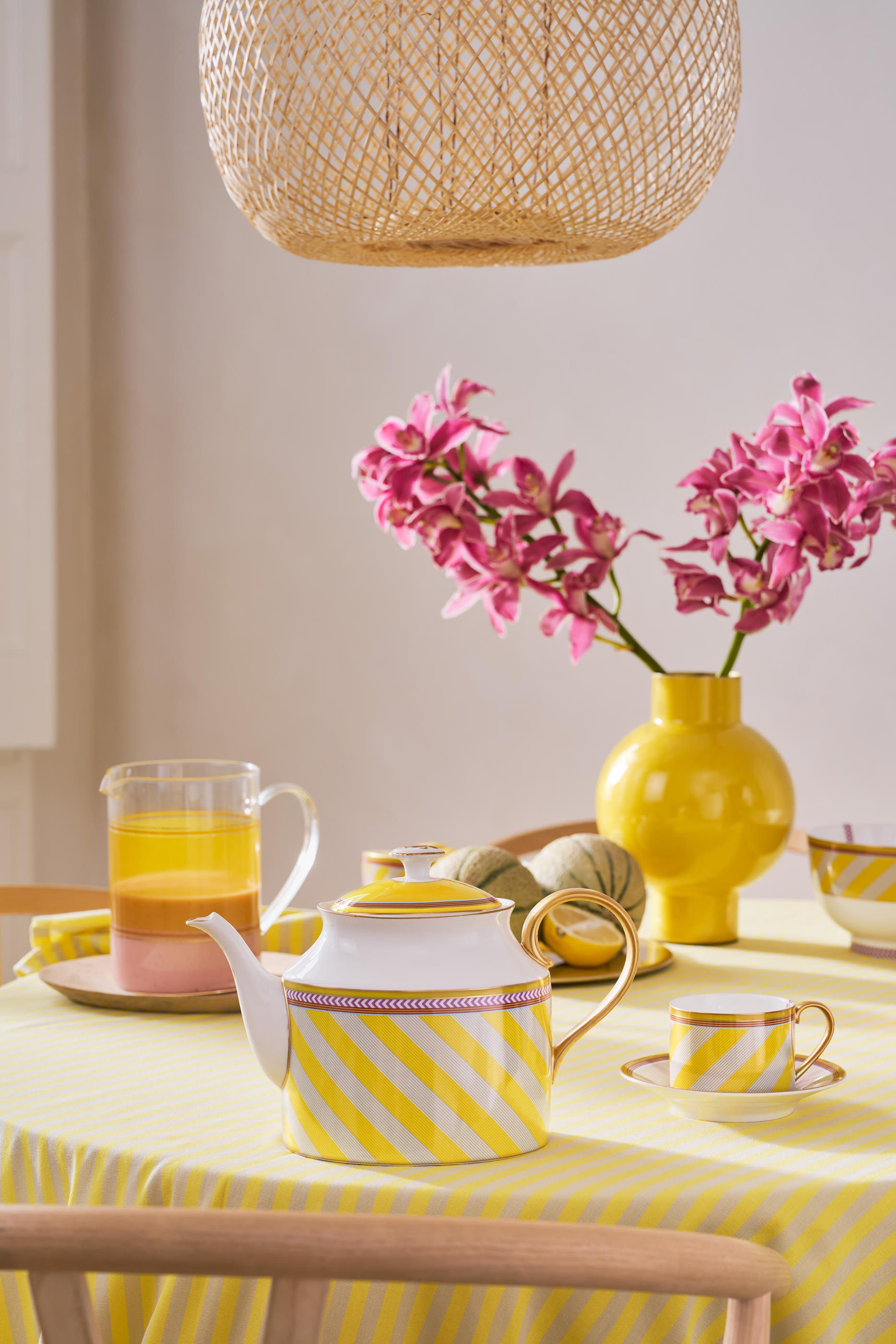 Chique Stripes Large Tea Pot