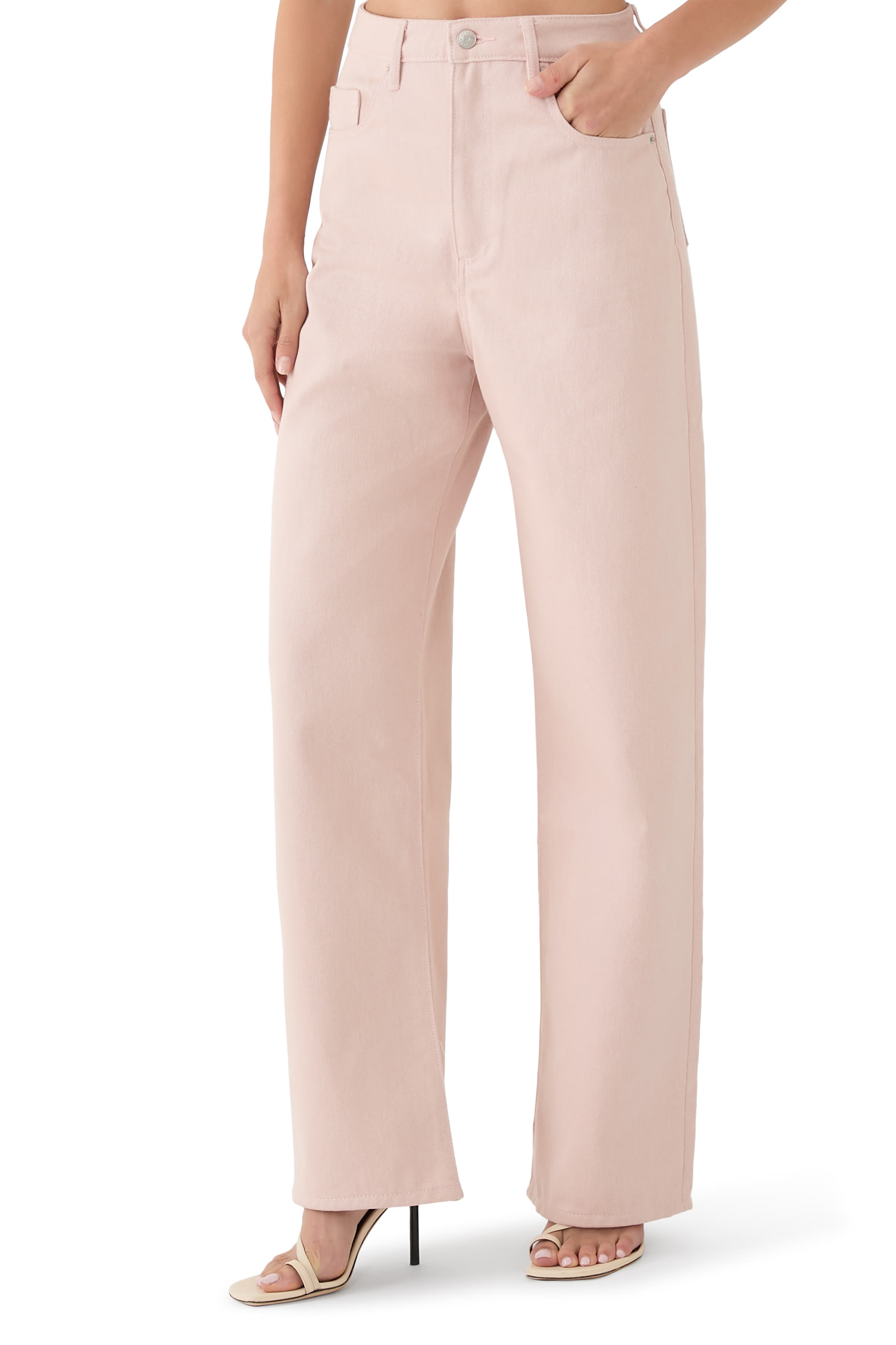 J38 Relaxed Fit Jeans