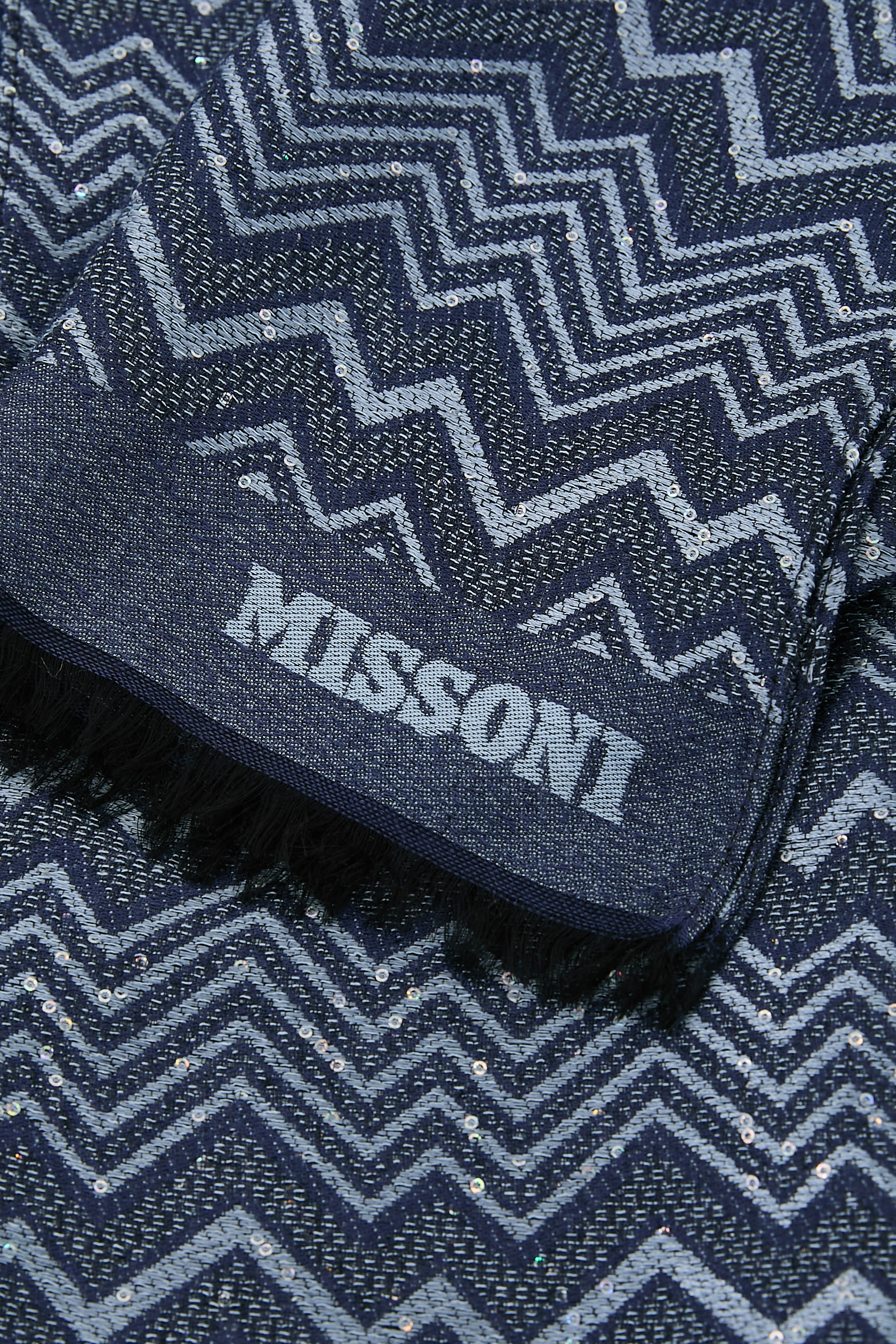 Zig Zag Sequinned Scarf 