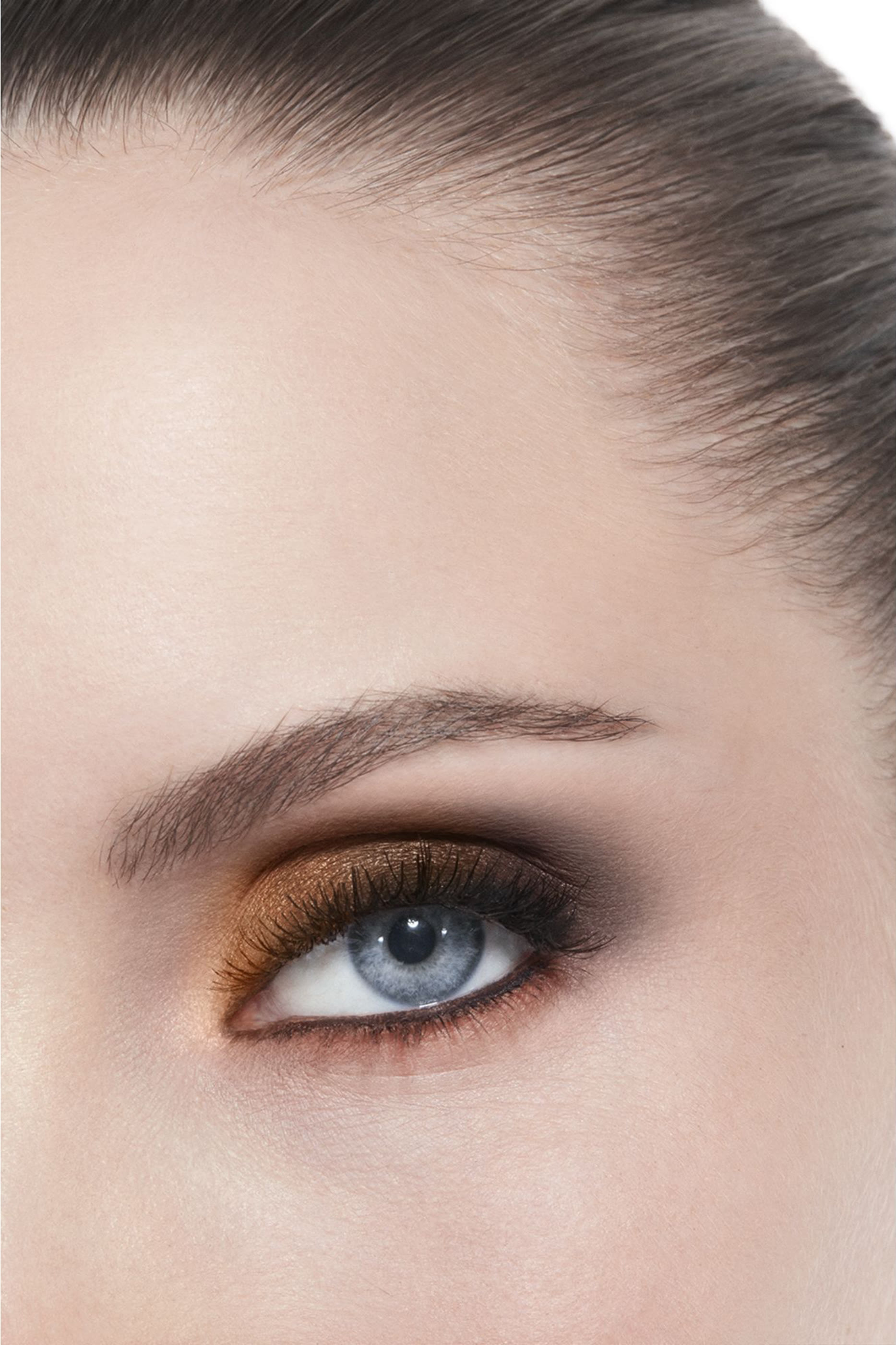 Chanel Les 4 Ombres Multi-Effect Quadra Eyeshadow