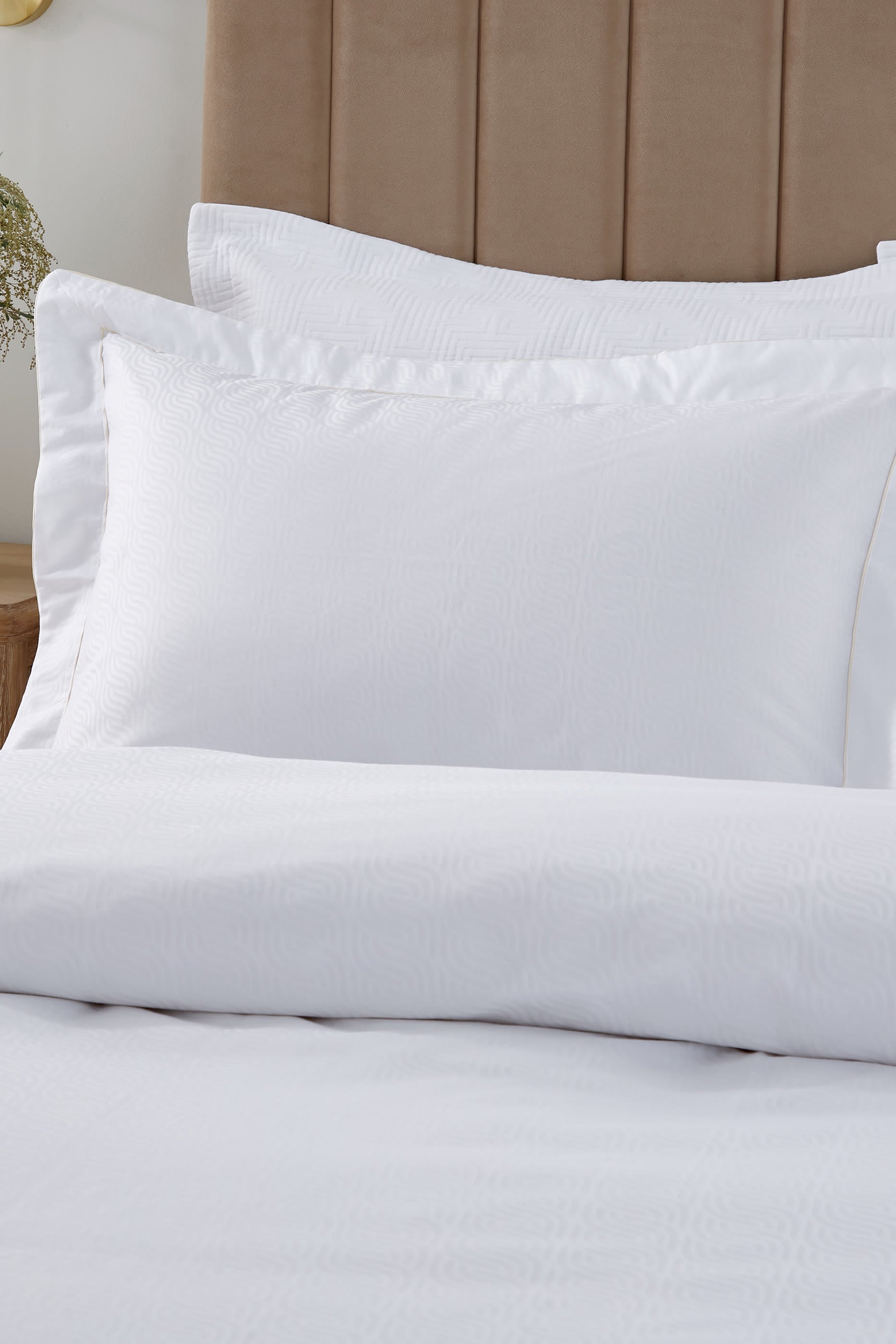 Sevilla Duvet & Pillowcase Set