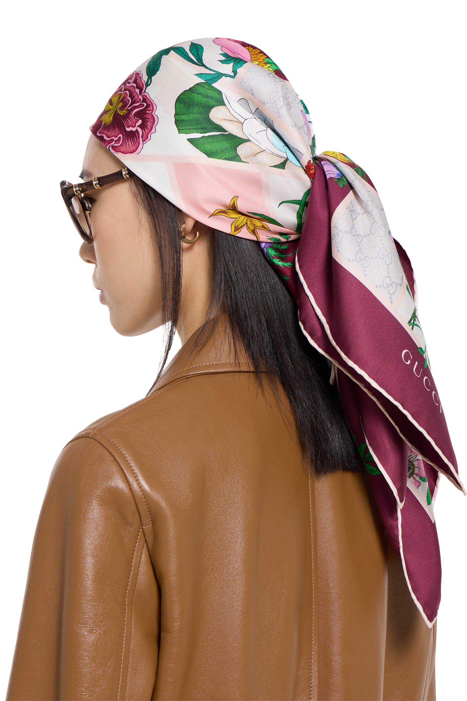 Printed Flora Silk Twill Carr&eacute; 