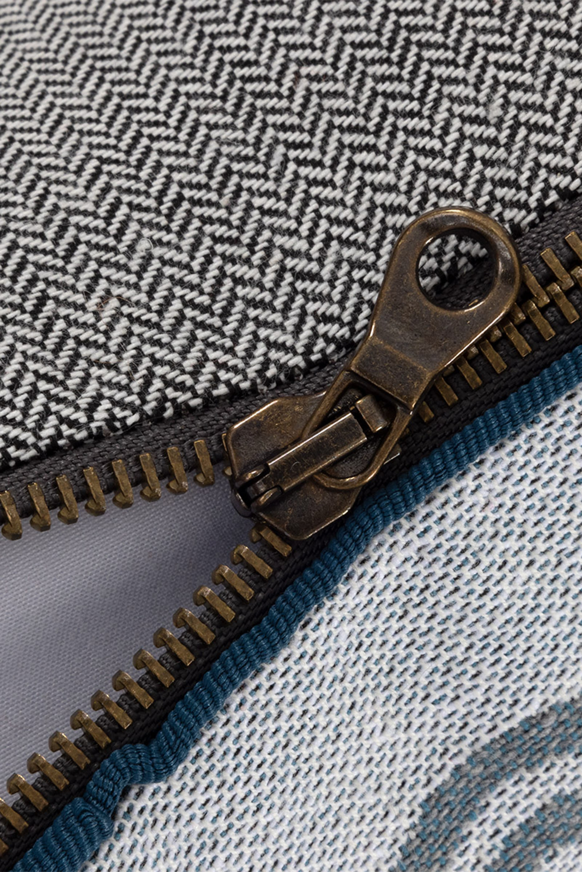 Alafrancaise Perle Cushion