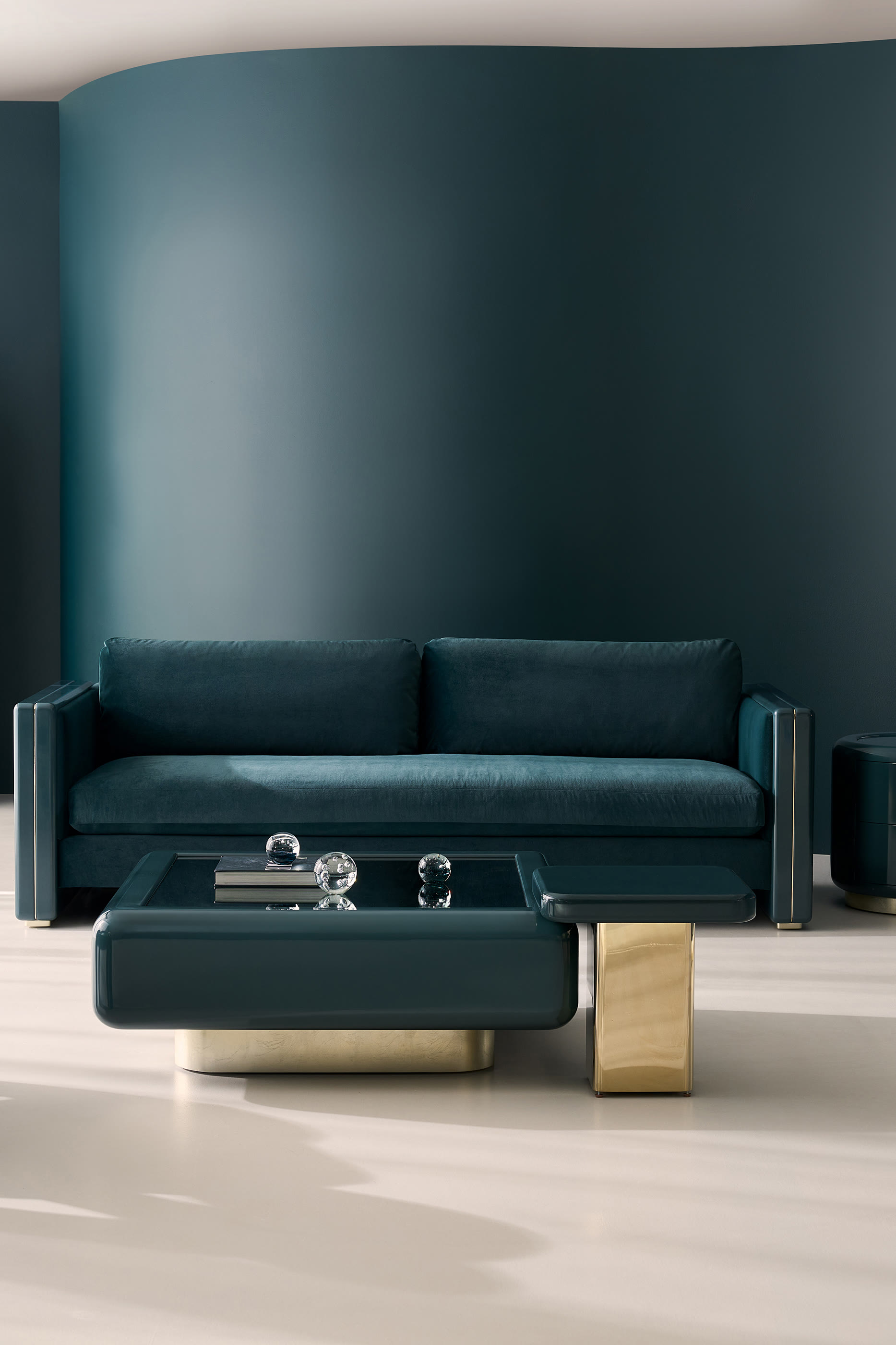 Gel&eacute;e Apatite Sofa 