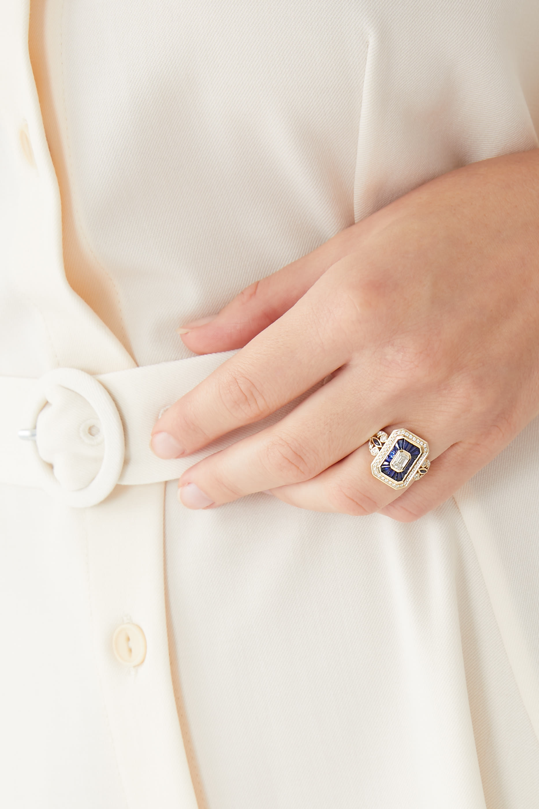 Royale Ring, 18k Yellow Gold with Blue Sapphire & Diamonds