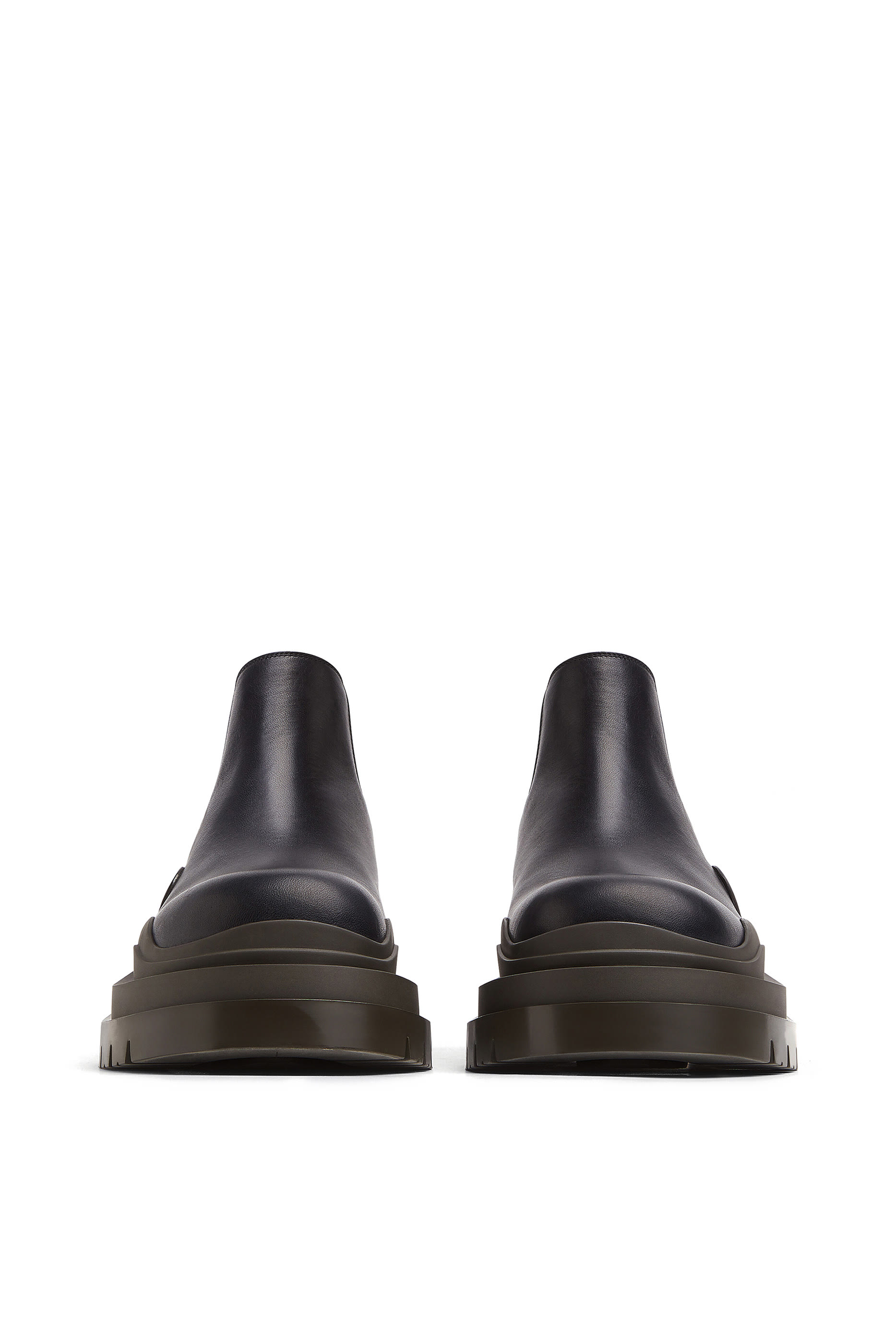 Tire Ankle Chelsea Boots